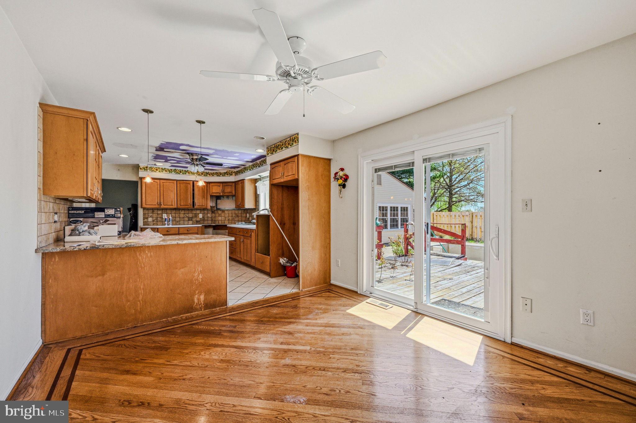 JAMESTOWNE - Residential