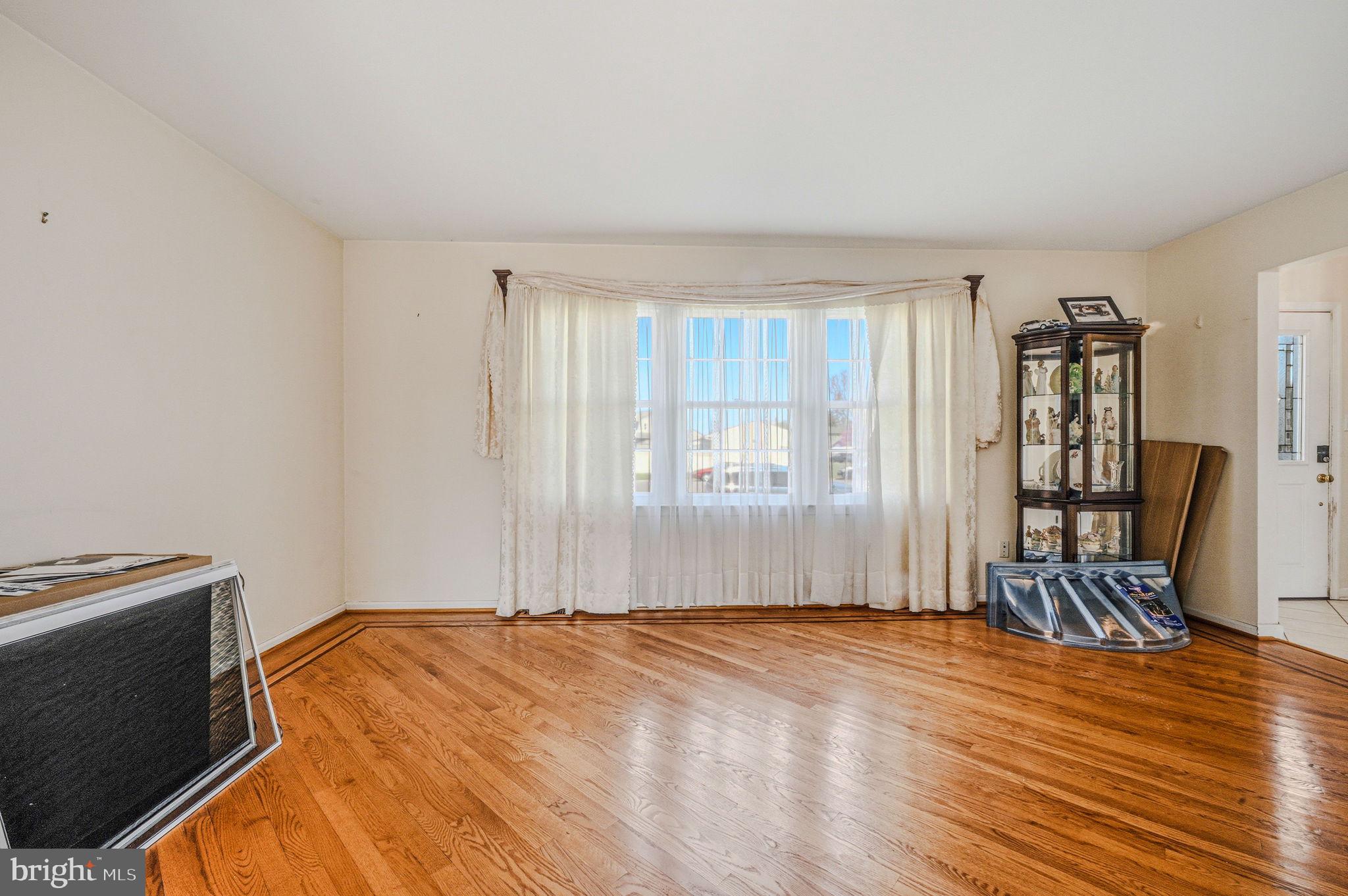 JAMESTOWNE - Residential