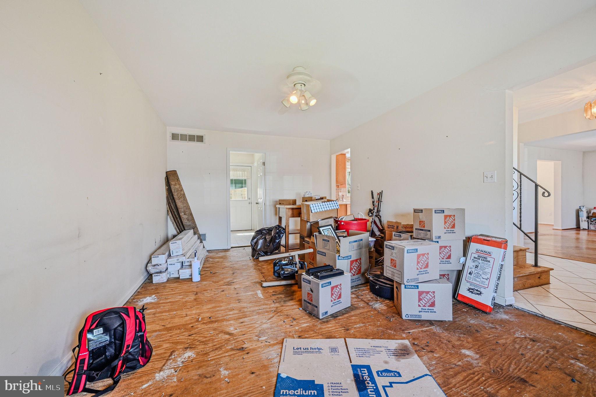 JAMESTOWNE - Residential