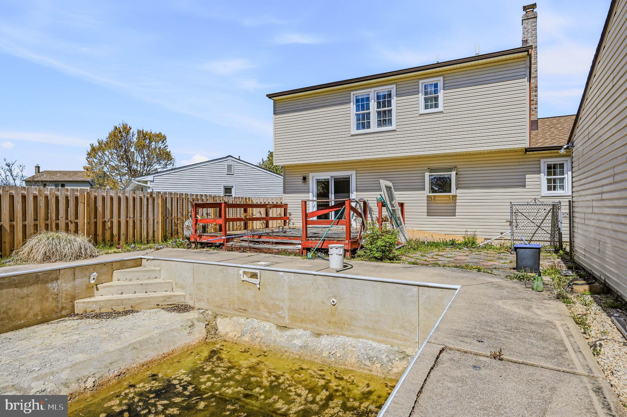 JAMESTOWNE - Residential