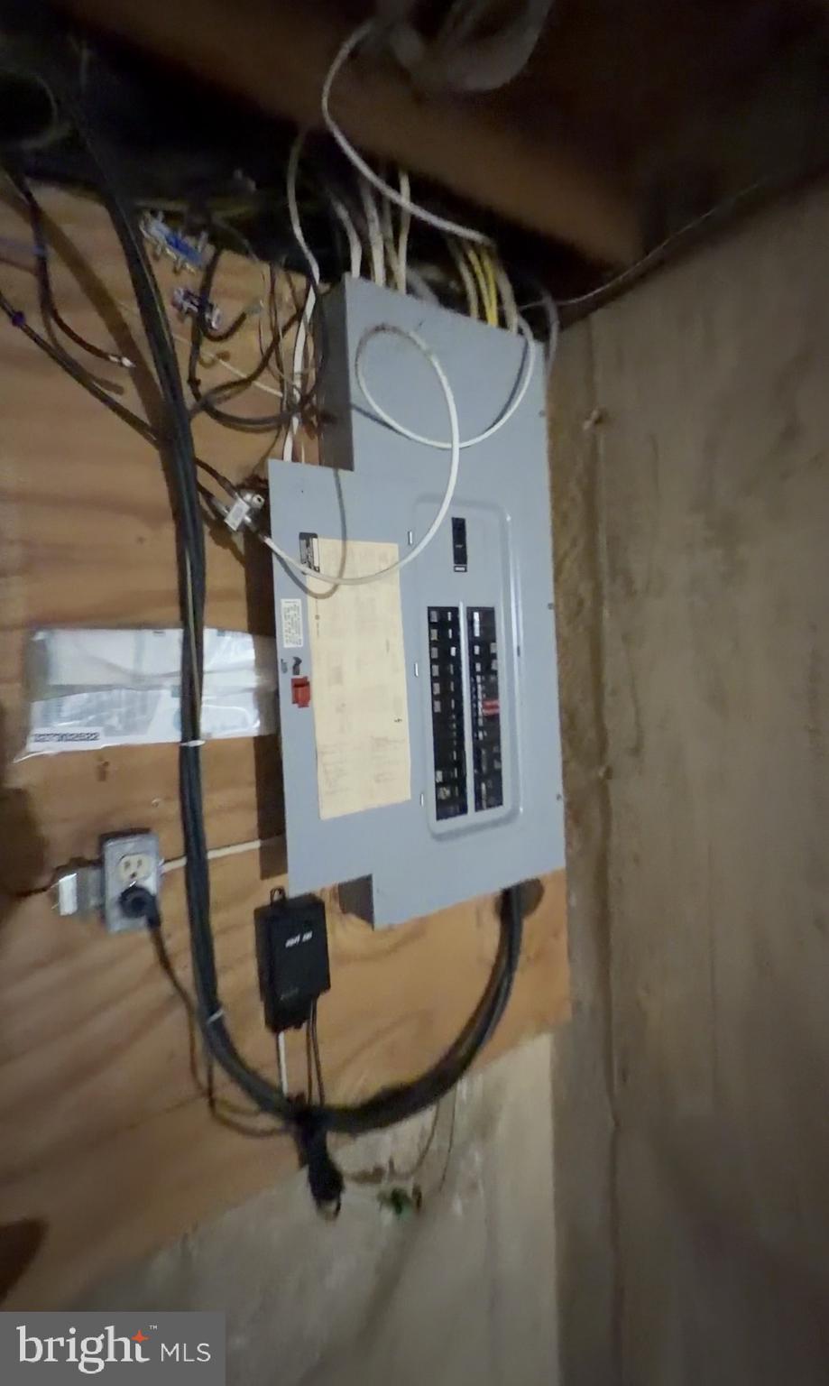 JAMESTOWNE - Residential