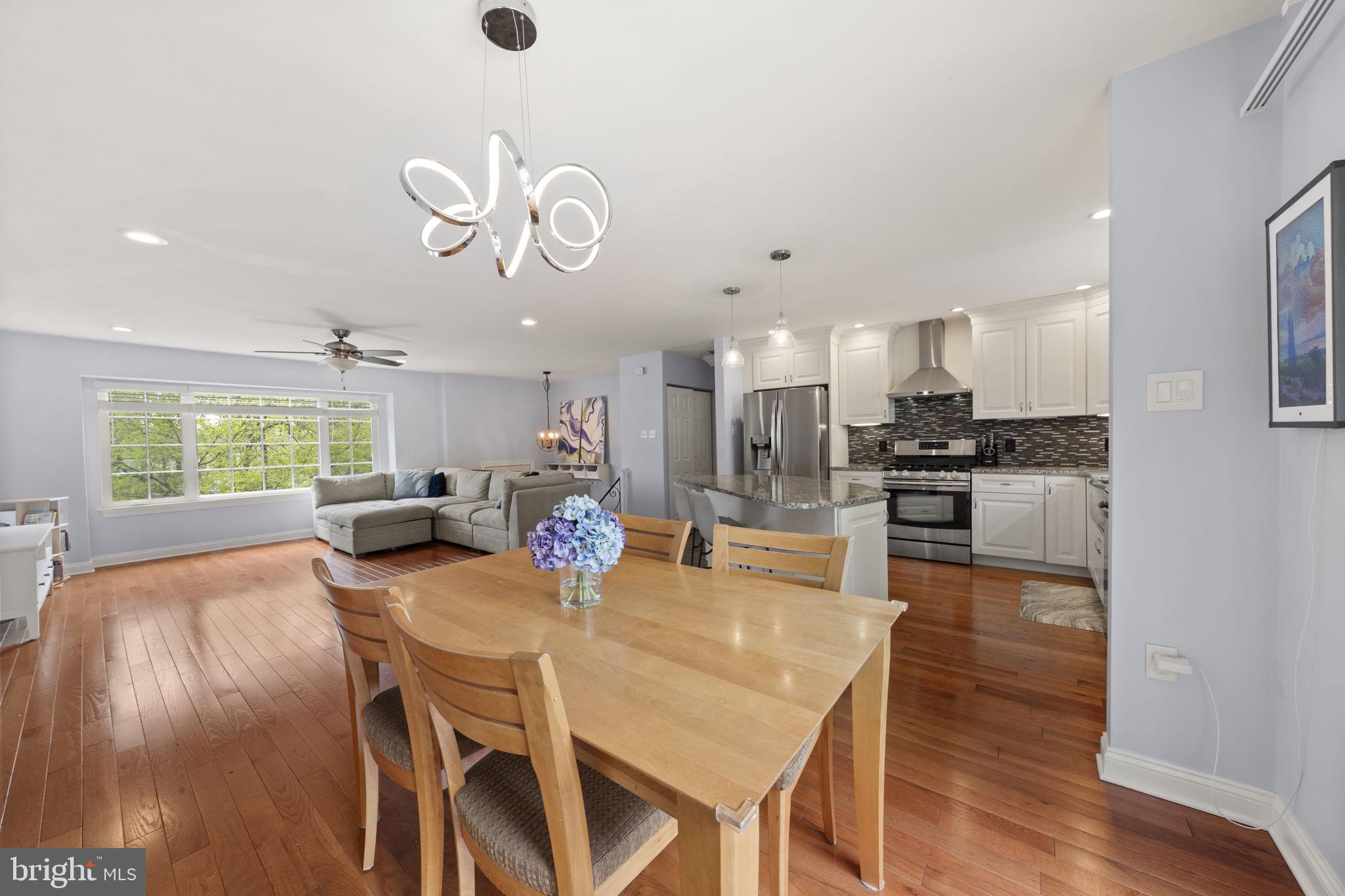 PALOMINO FARMS - Residential