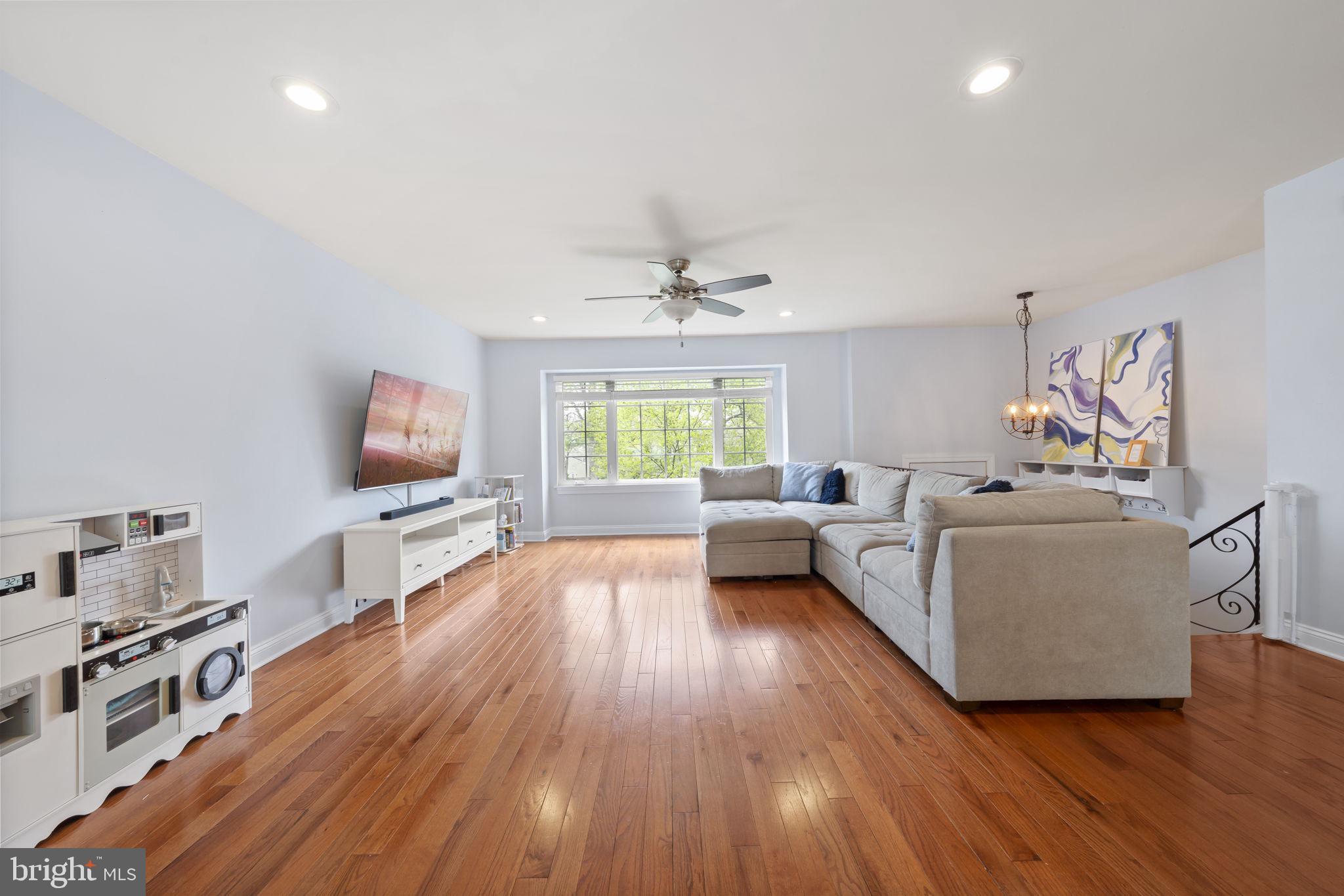 PALOMINO FARMS - Residential