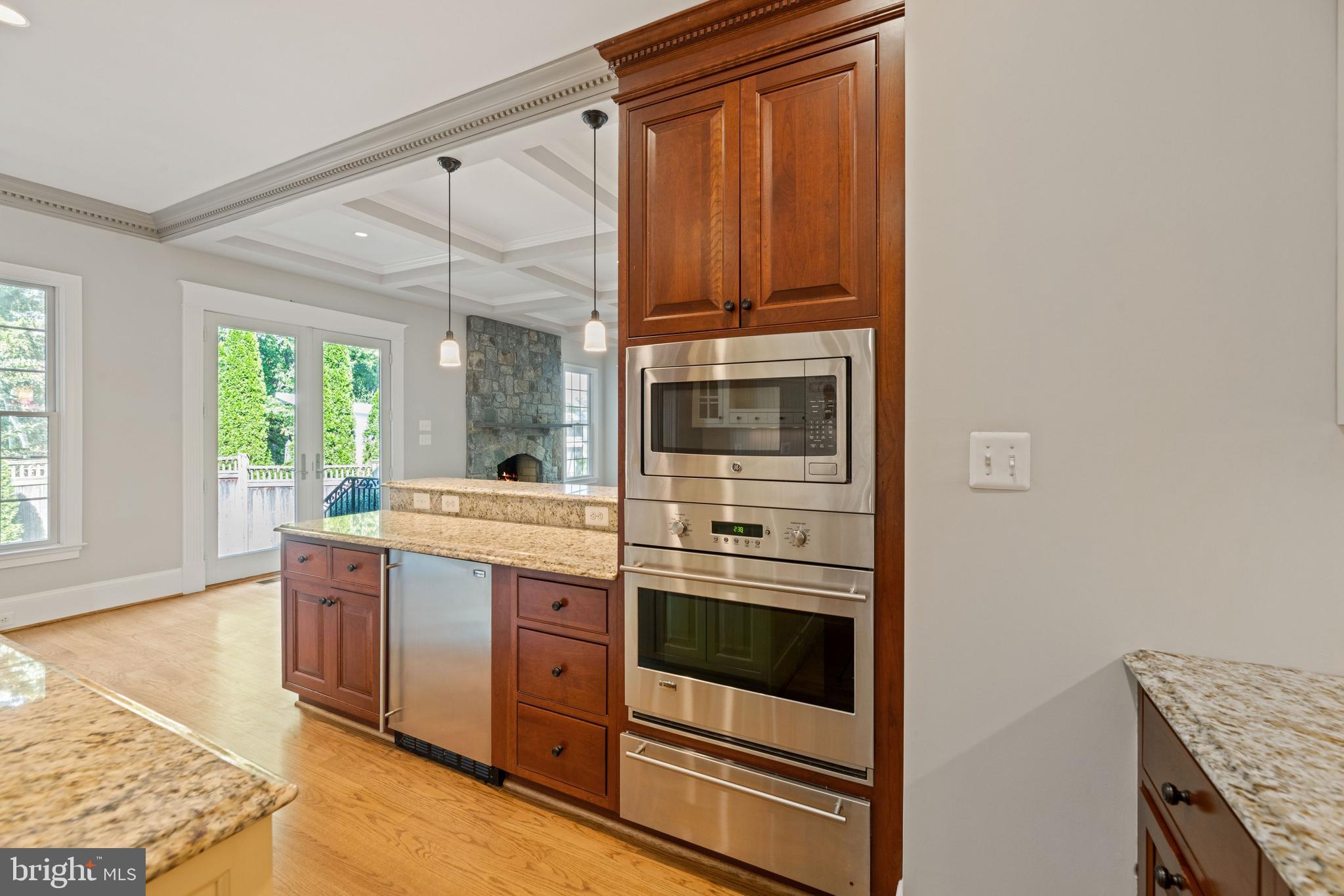 LEE HEIGHTS - Residential