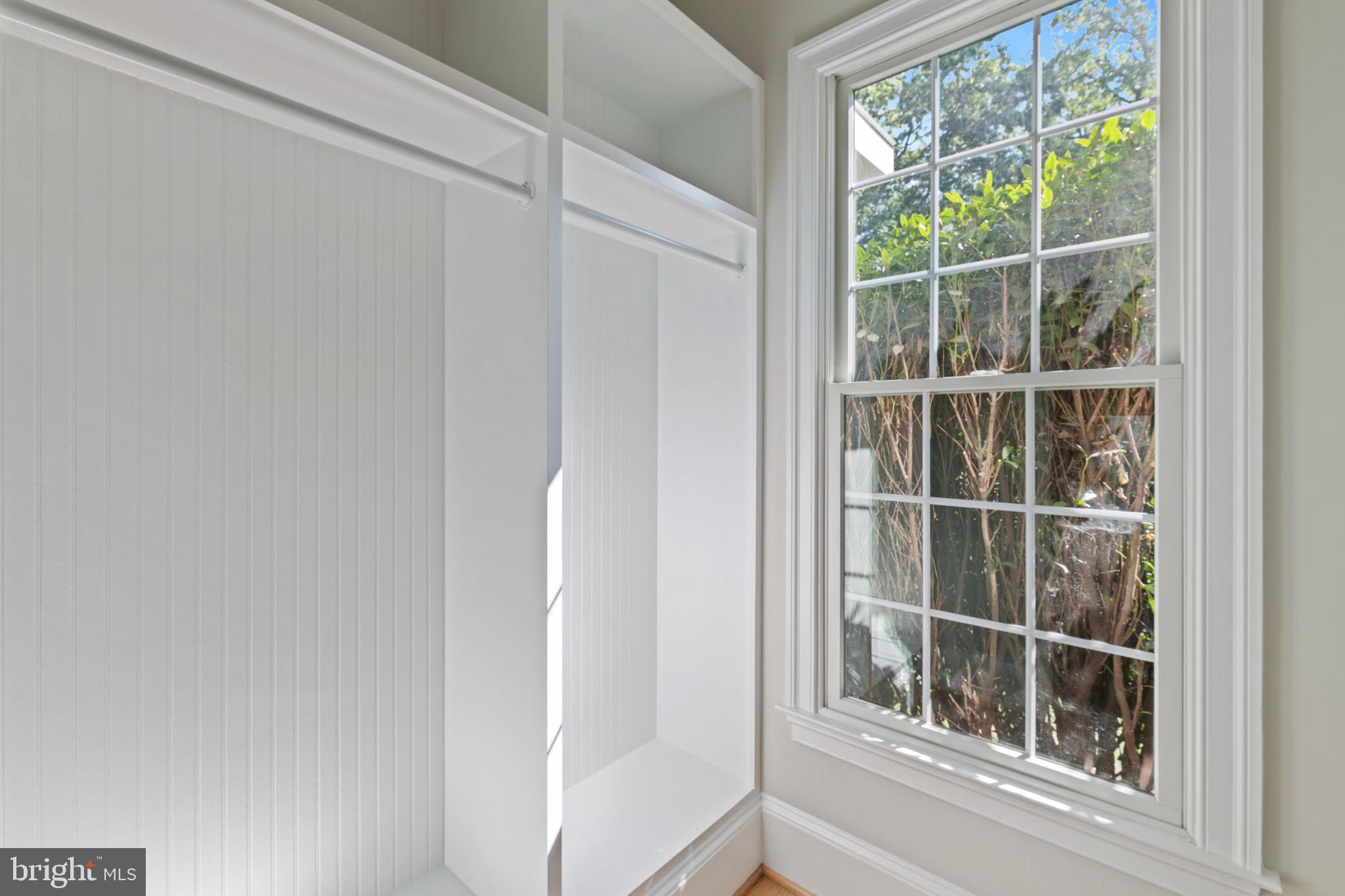 LEE HEIGHTS - Residential