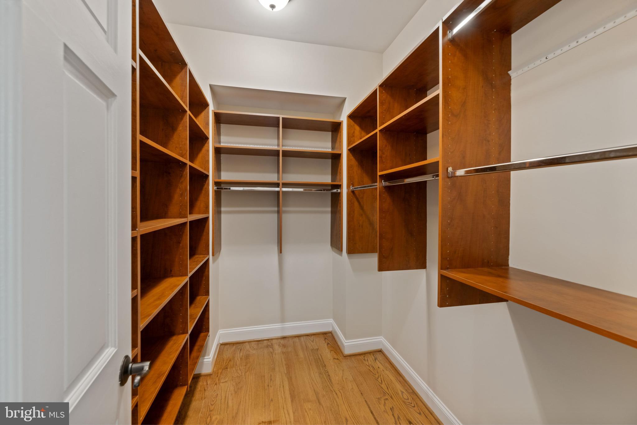 LEE HEIGHTS - Residential