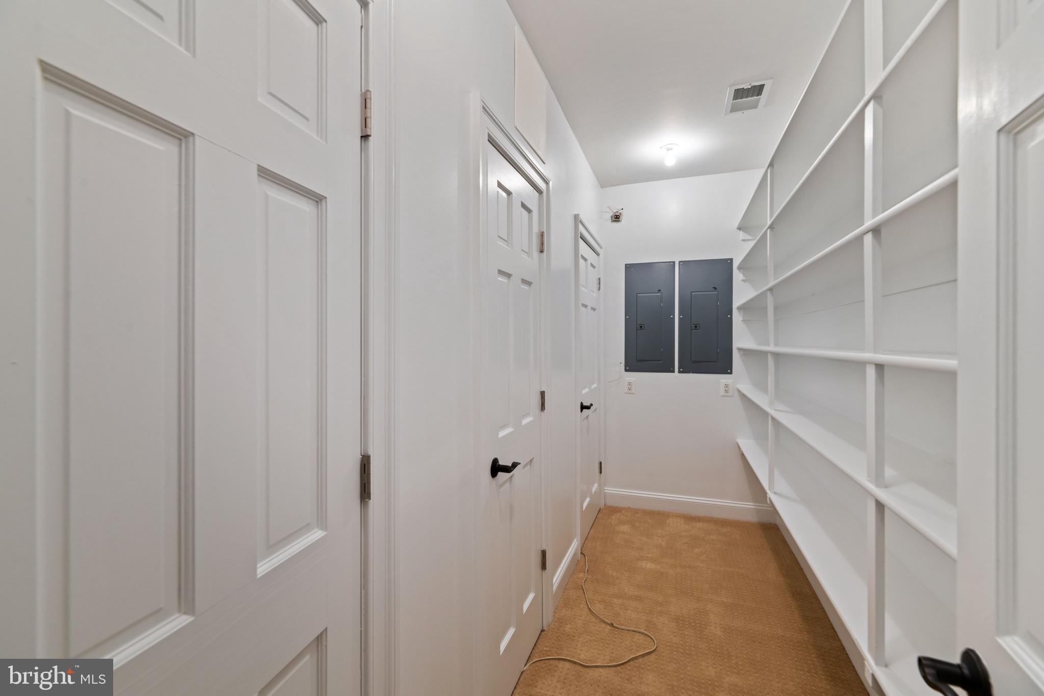 LEE HEIGHTS - Residential