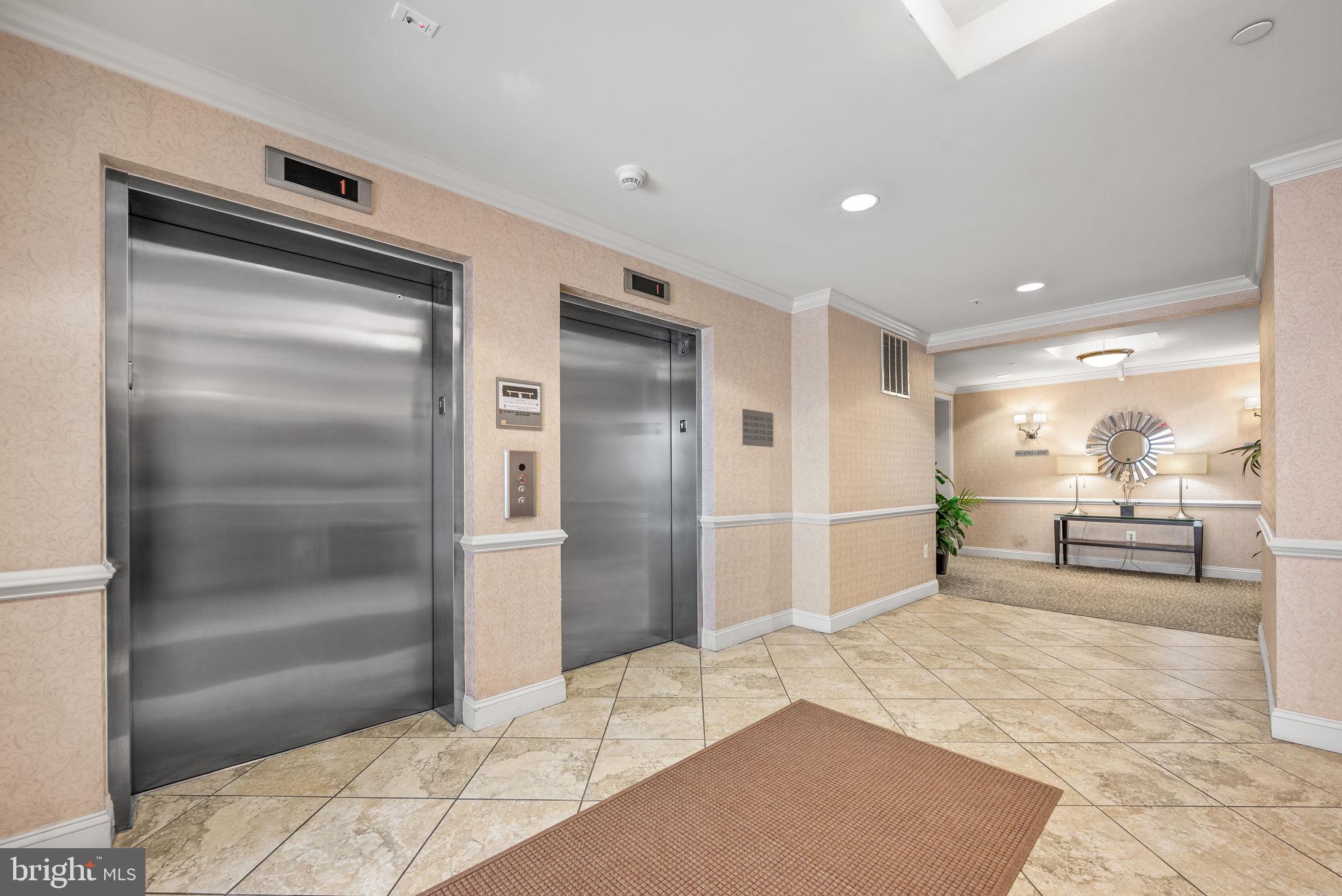 700 COMMODORE COURT 2727