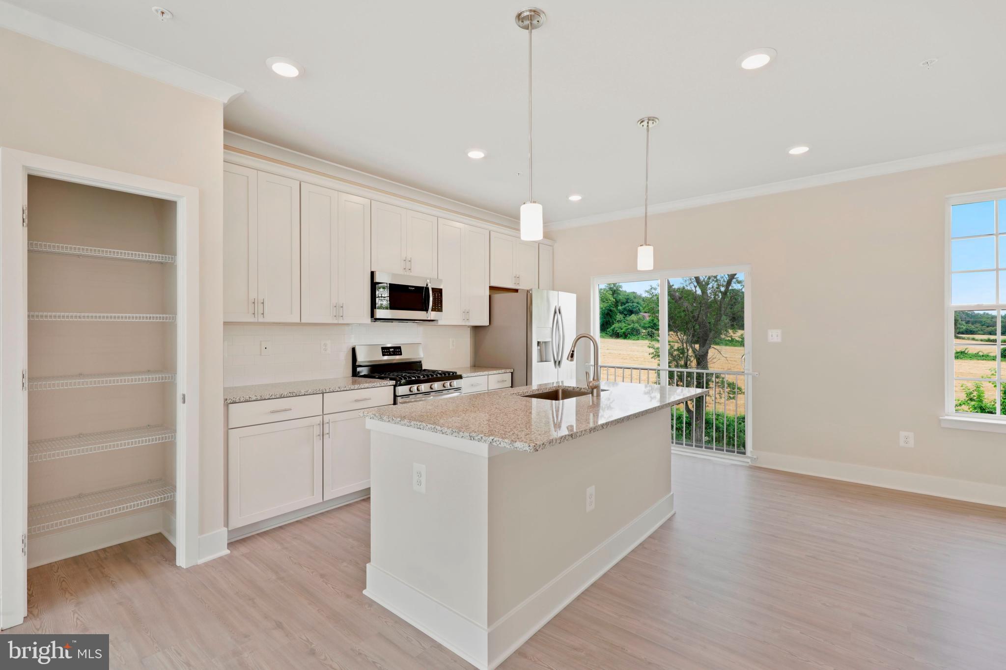 ST CHARLES - Residential