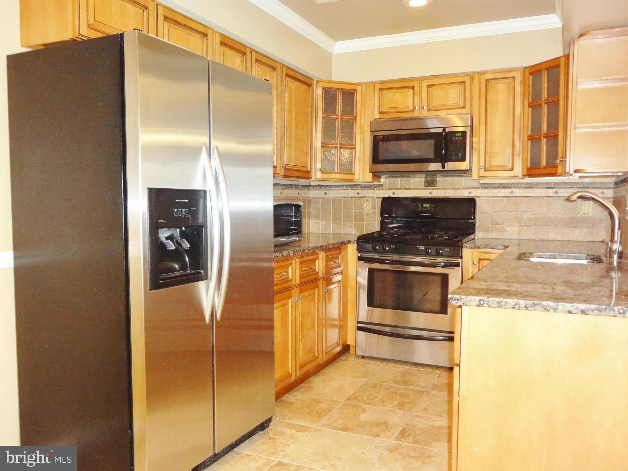 SOMERSET AT WESTRIDGE - Residential Lease