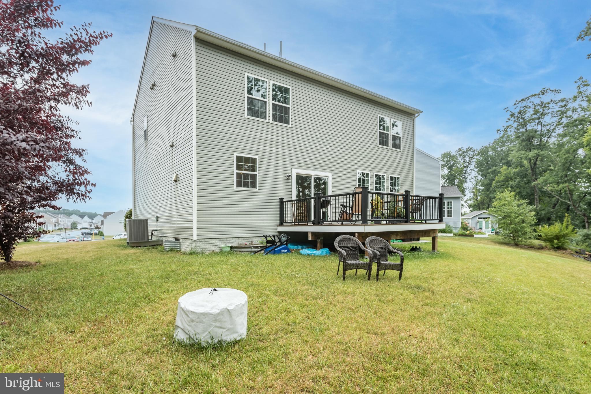 RED BUD RUN III - Residential