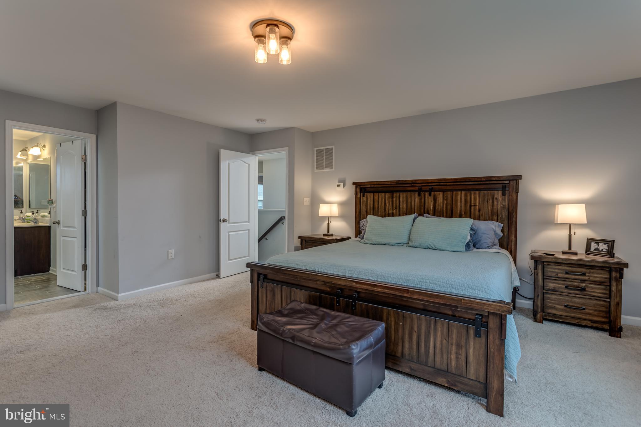 RED BUD RUN III - Residential