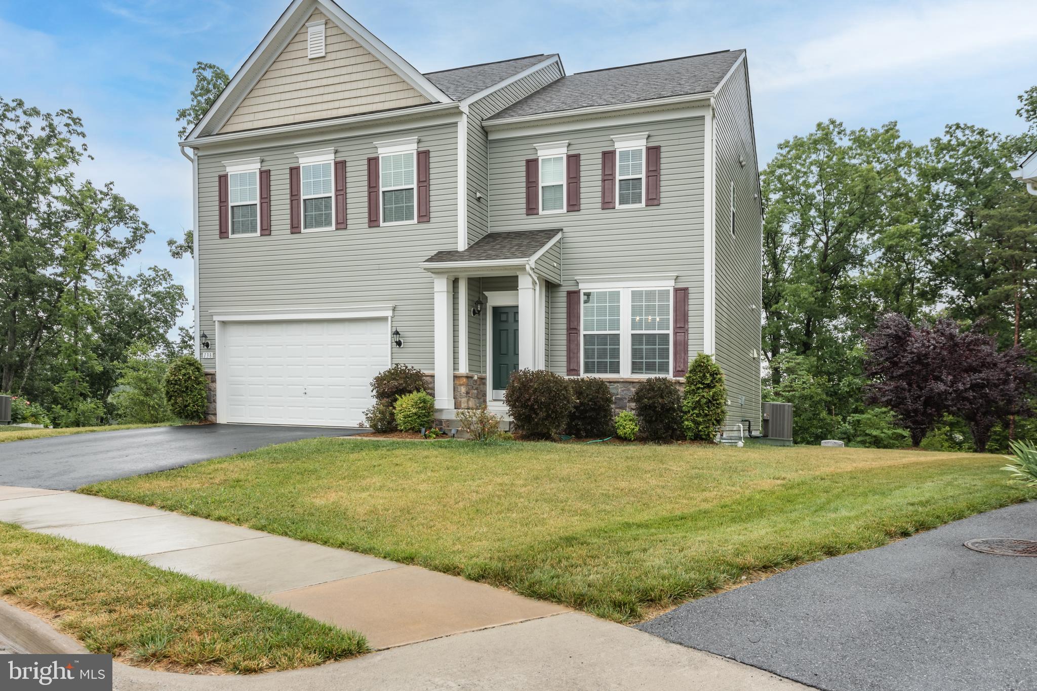 RED BUD RUN III - Residential