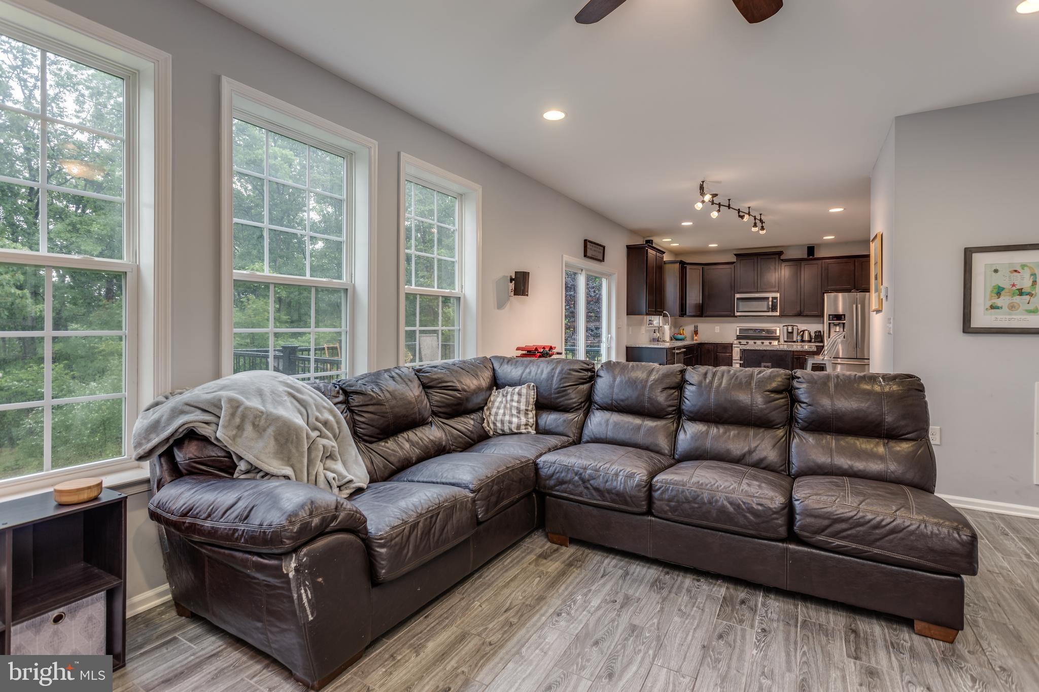 RED BUD RUN III - Residential