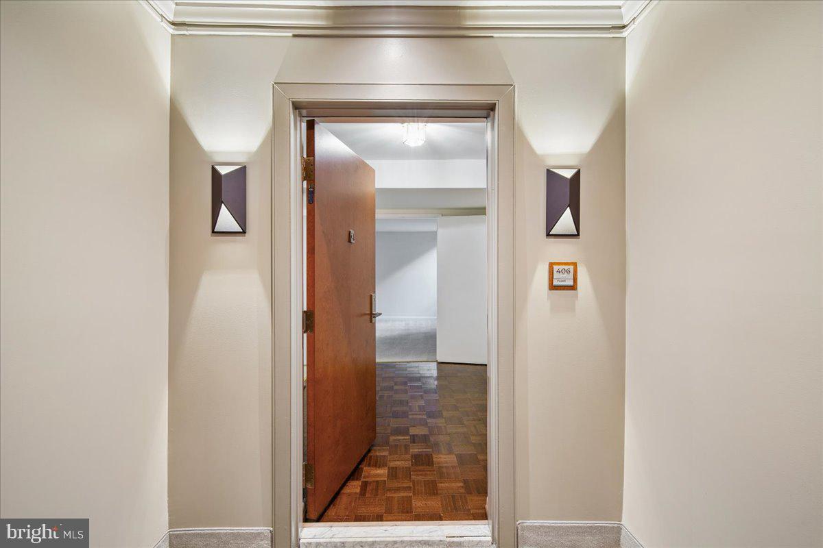 4960 SENTINEL DRIVE 10-406