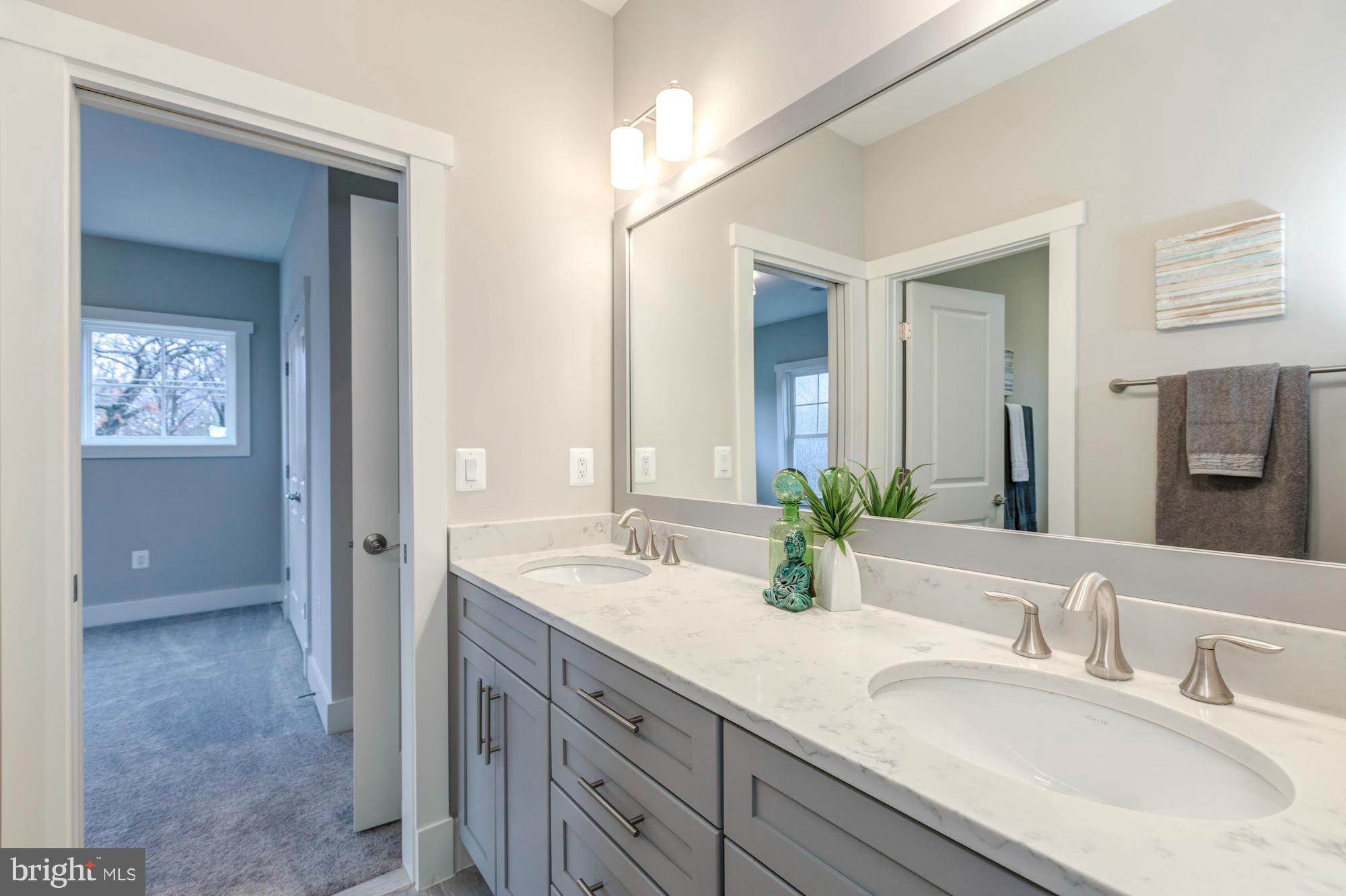 BERKSHIRE OAKWOOD - Residential