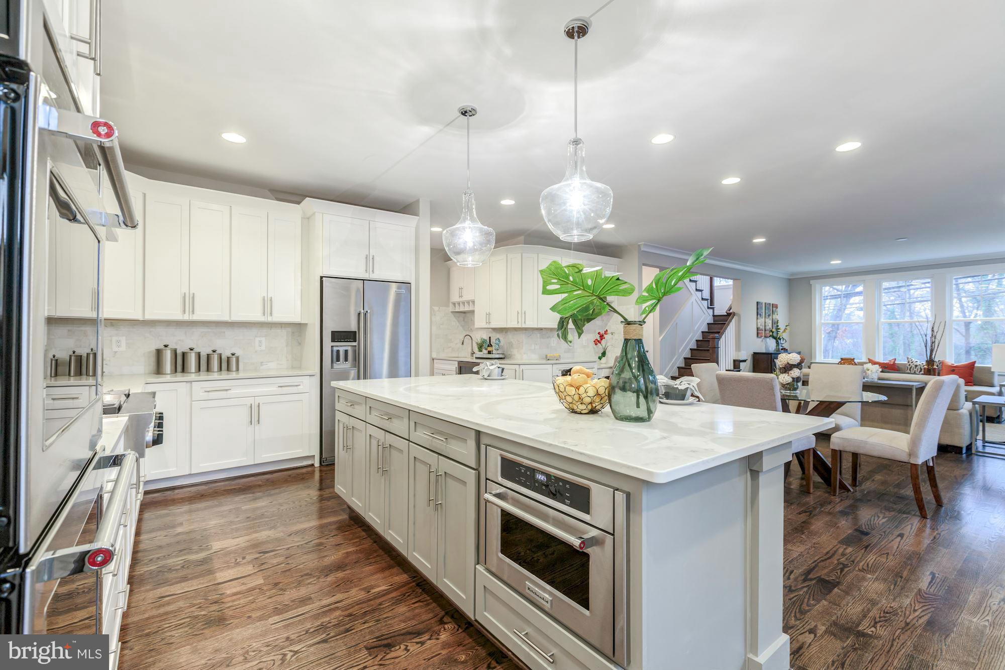 BERKSHIRE OAKWOOD - Residential