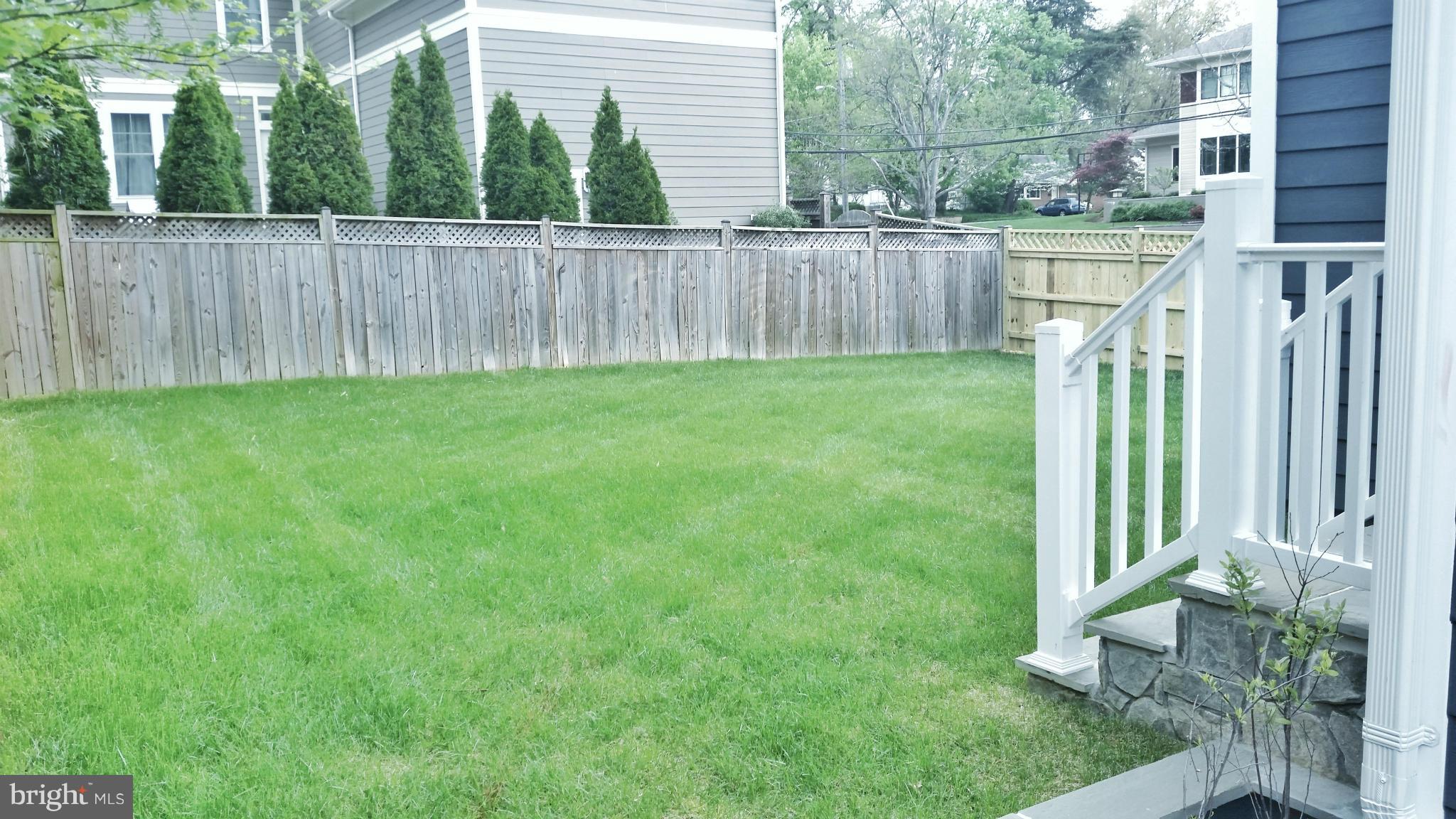 BERKSHIRE OAKWOOD - Residential