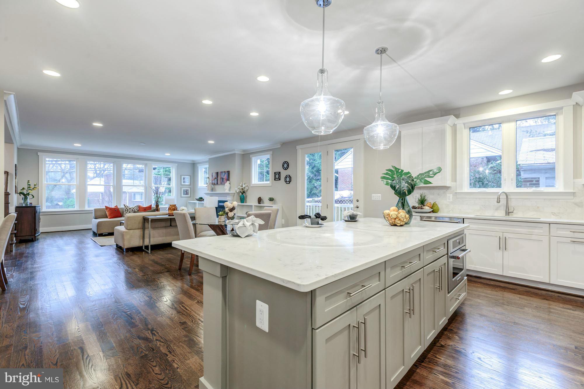 BERKSHIRE OAKWOOD - Residential