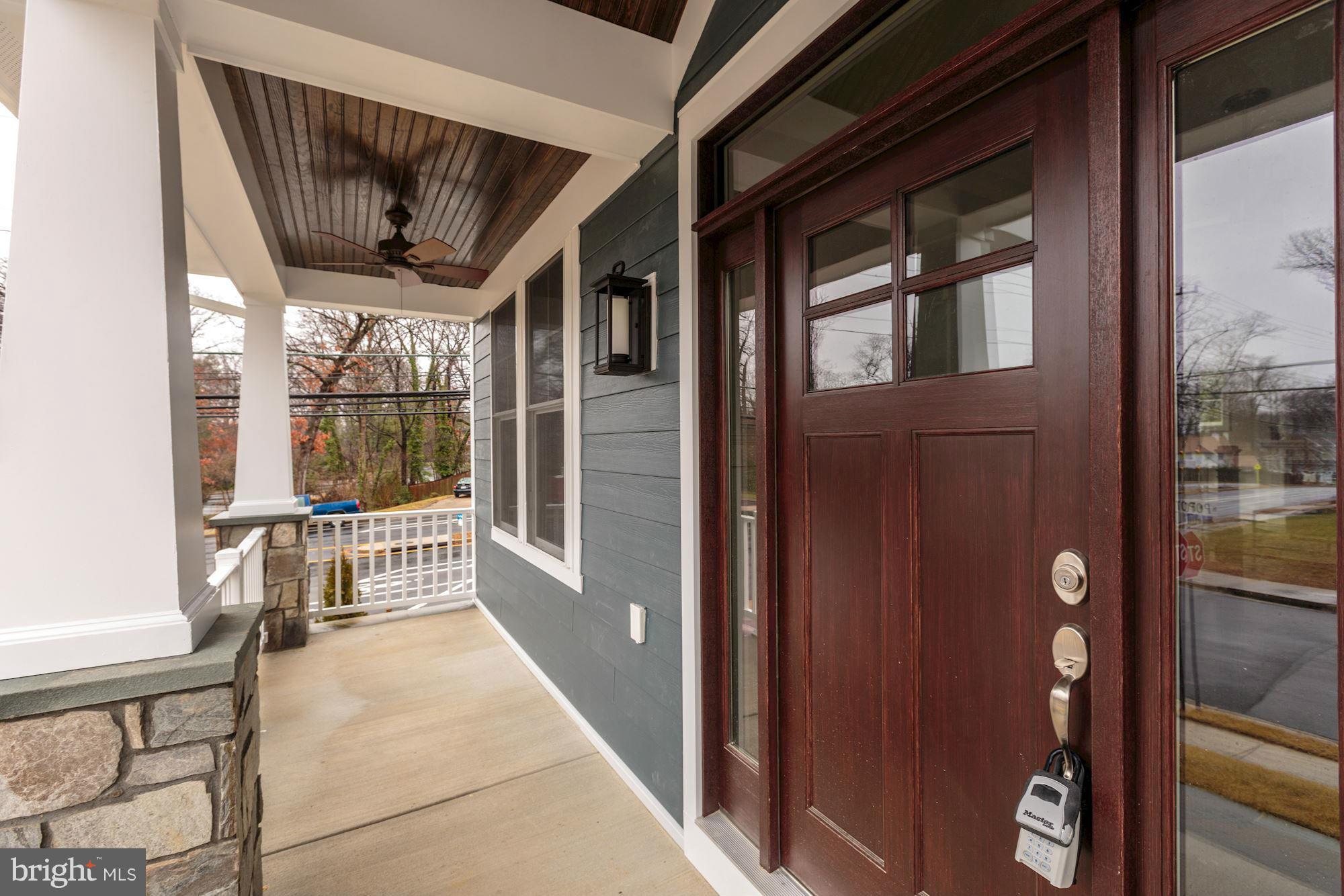 BERKSHIRE OAKWOOD - Residential