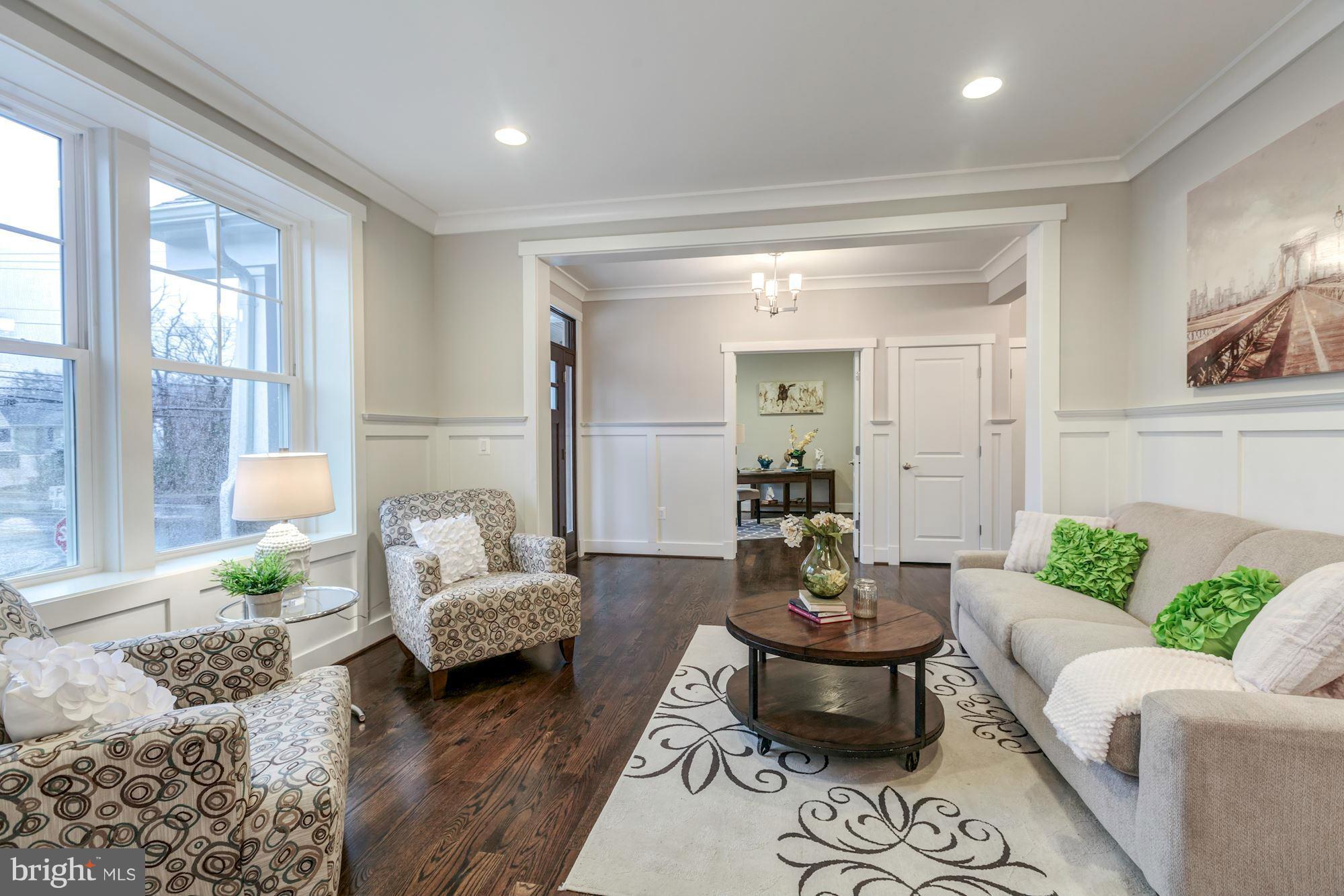 BERKSHIRE OAKWOOD - Residential