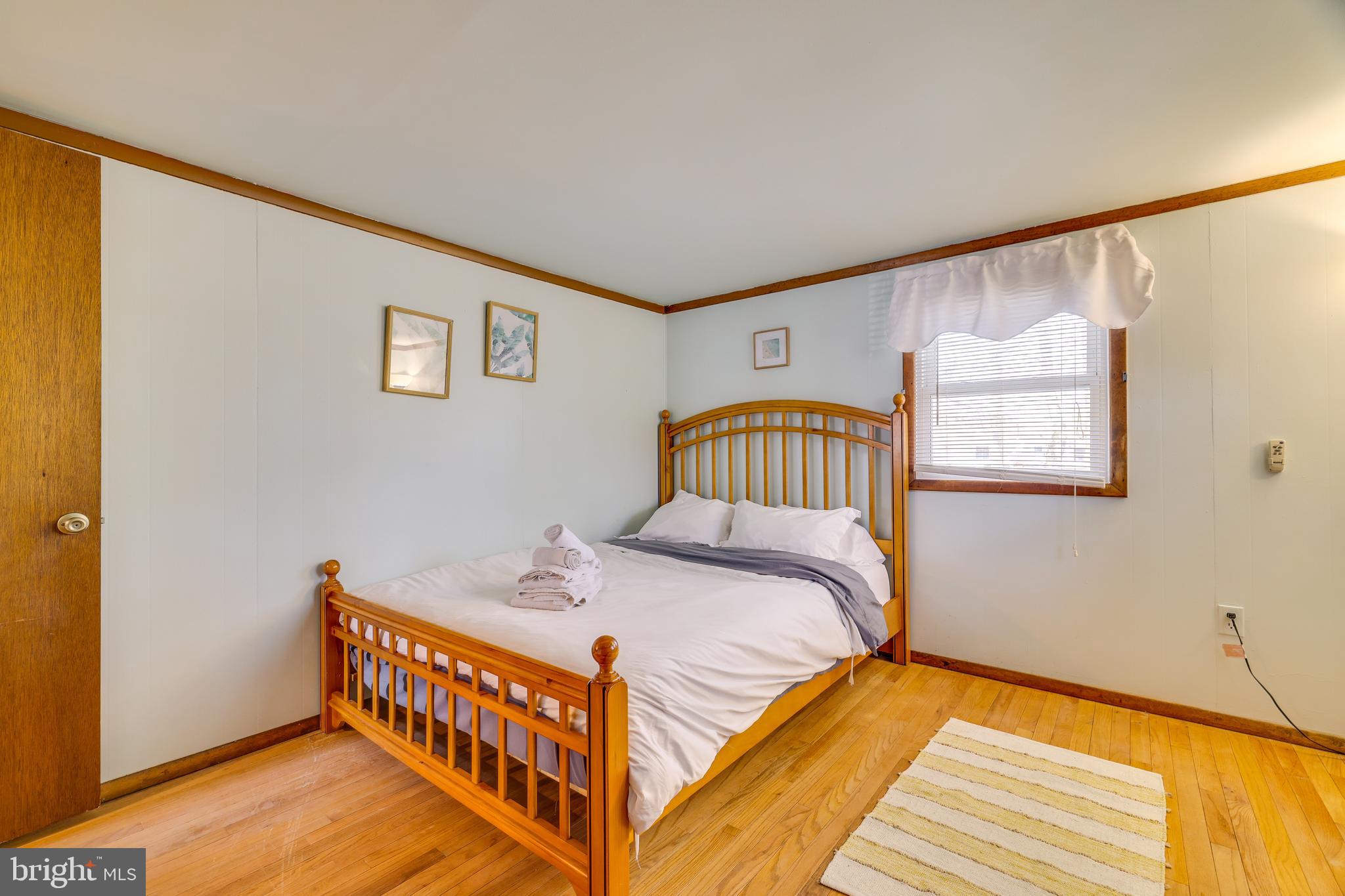 ARROWHEAD LAKES - Residential