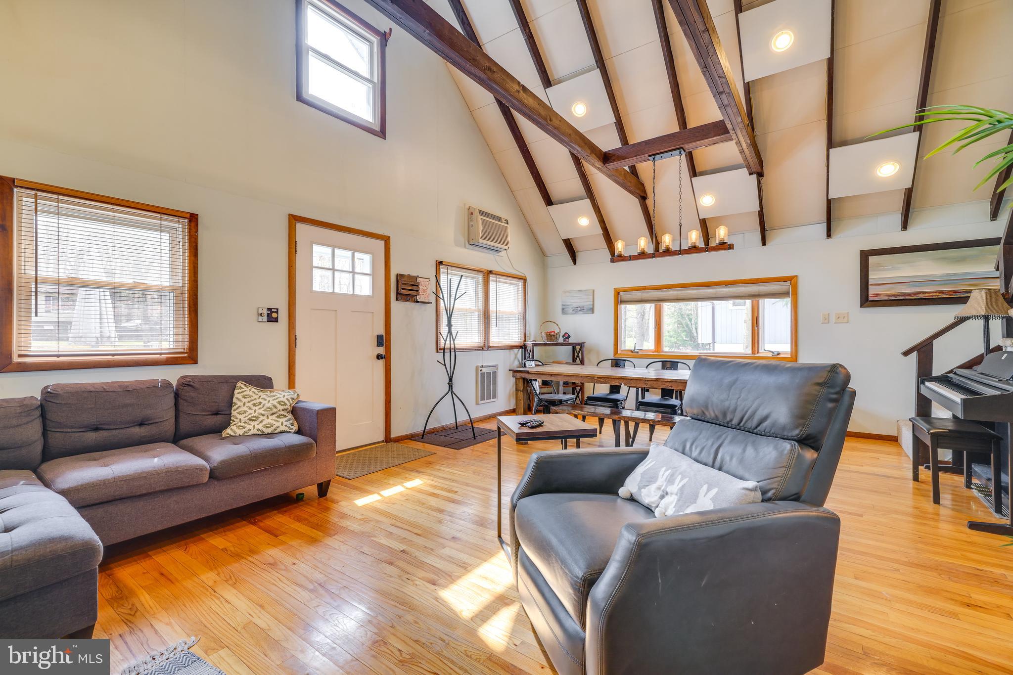 2158 TUSCARORA DRIVE