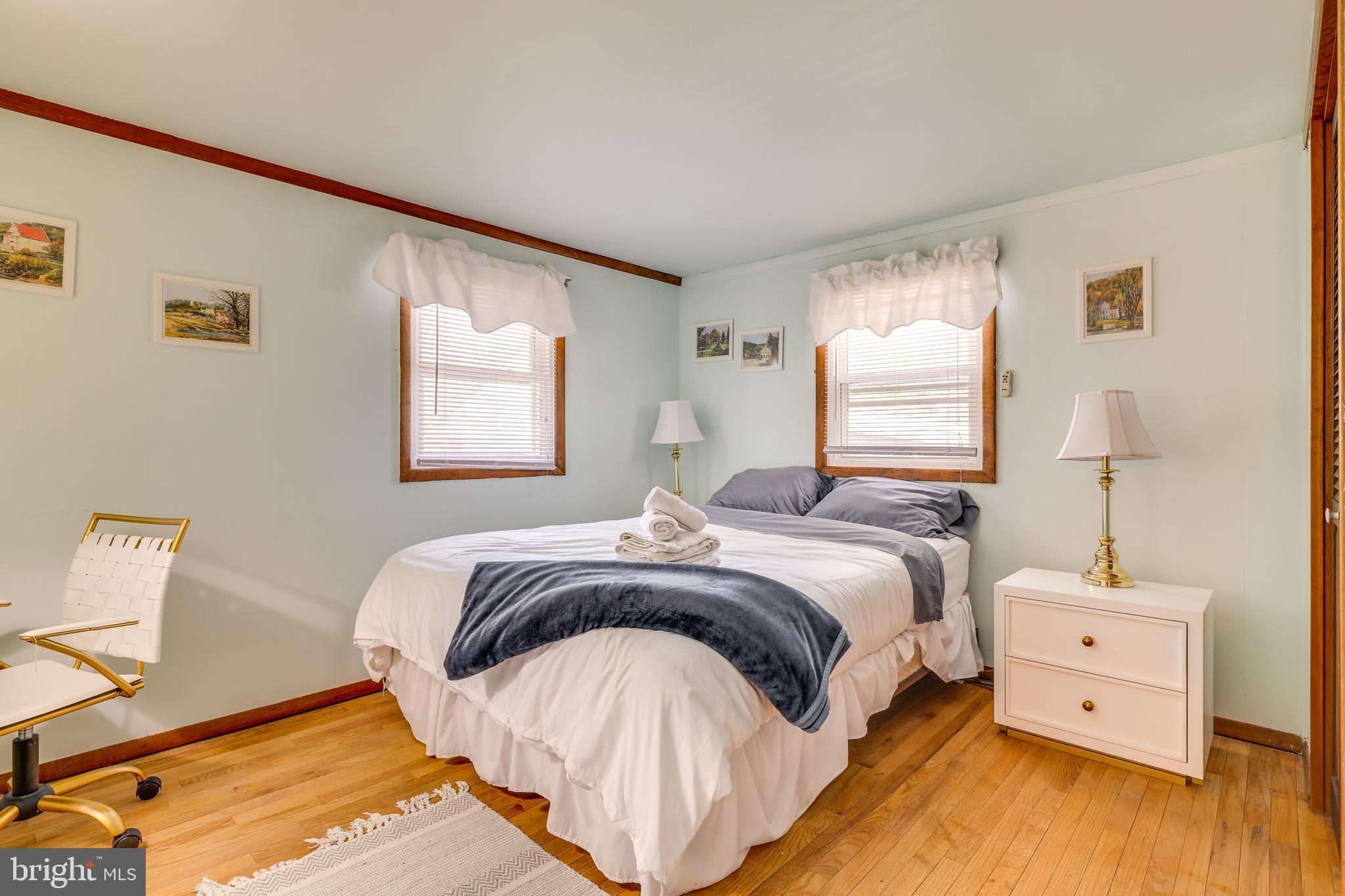 ARROWHEAD LAKES - Residential