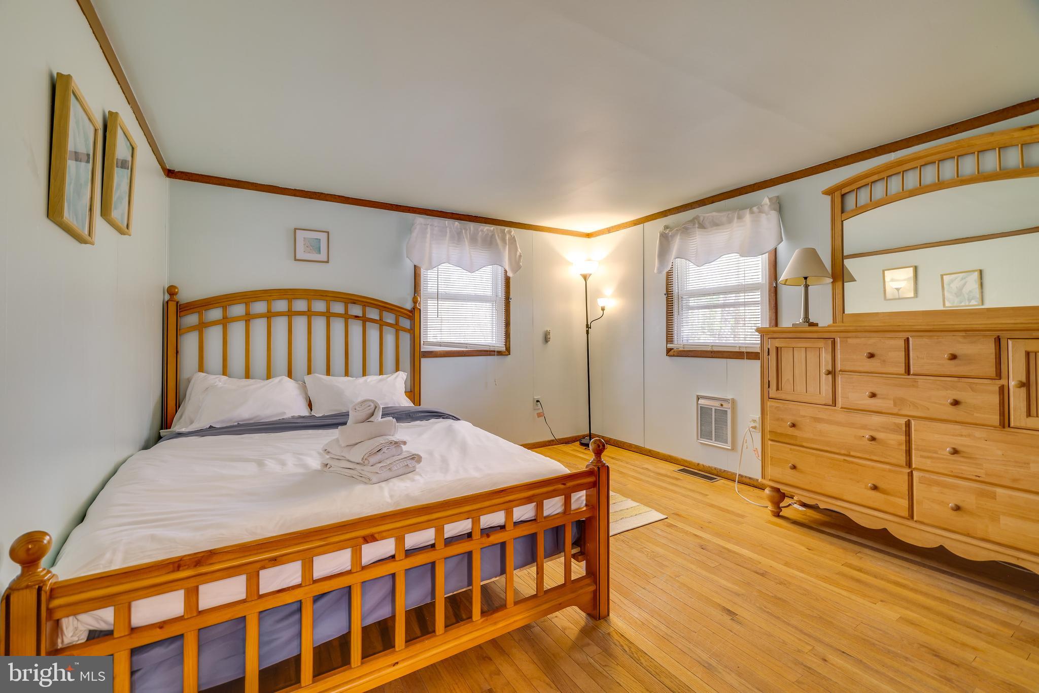 ARROWHEAD LAKES - Residential