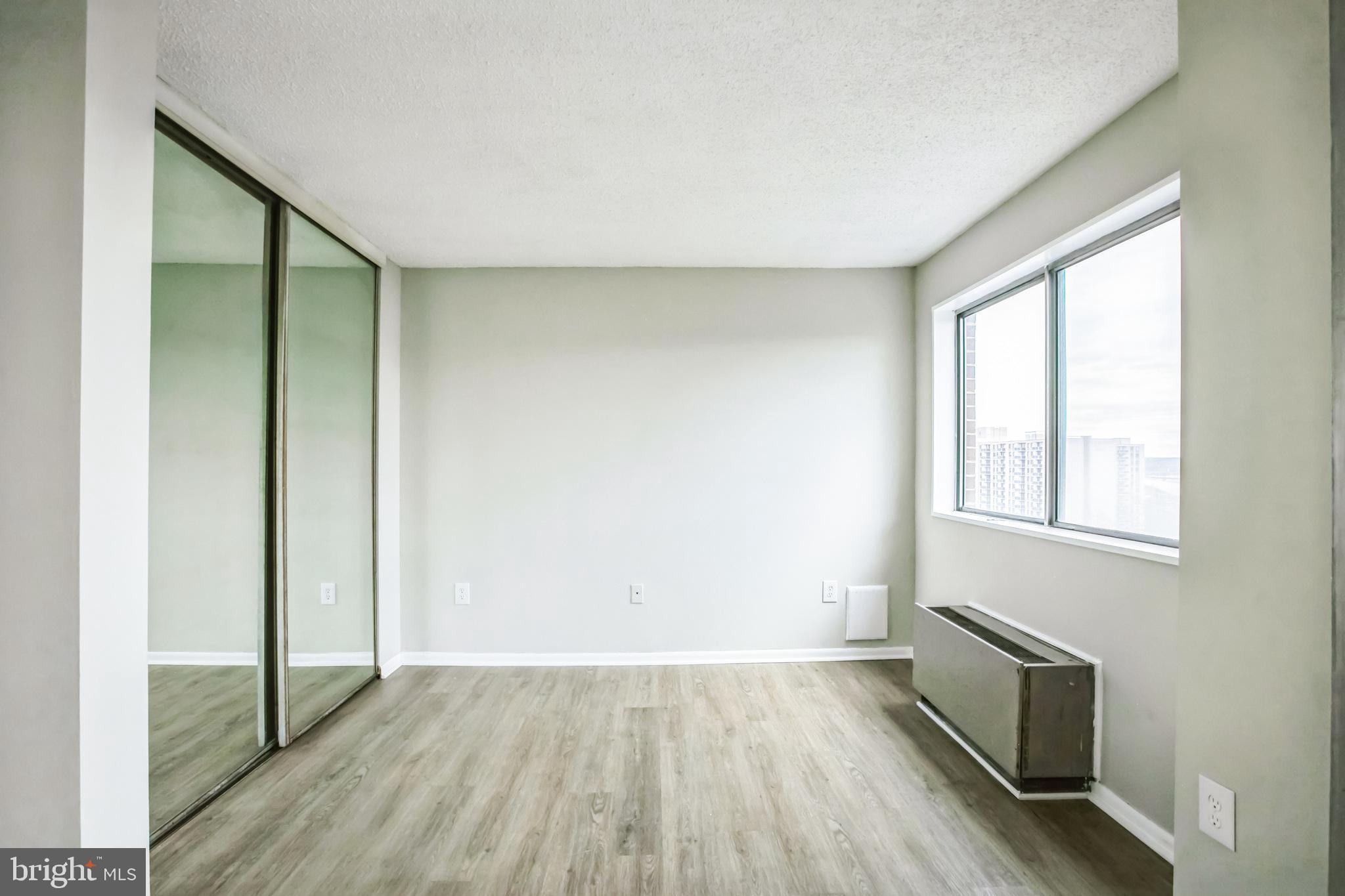 HUNTING CREEK CLUB CONDOMINIUMS - Residential Lease