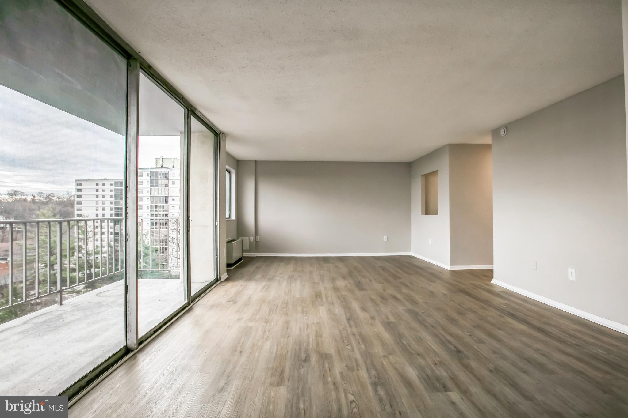 HUNTING CREEK CLUB CONDOMINIUMS - Residential Lease