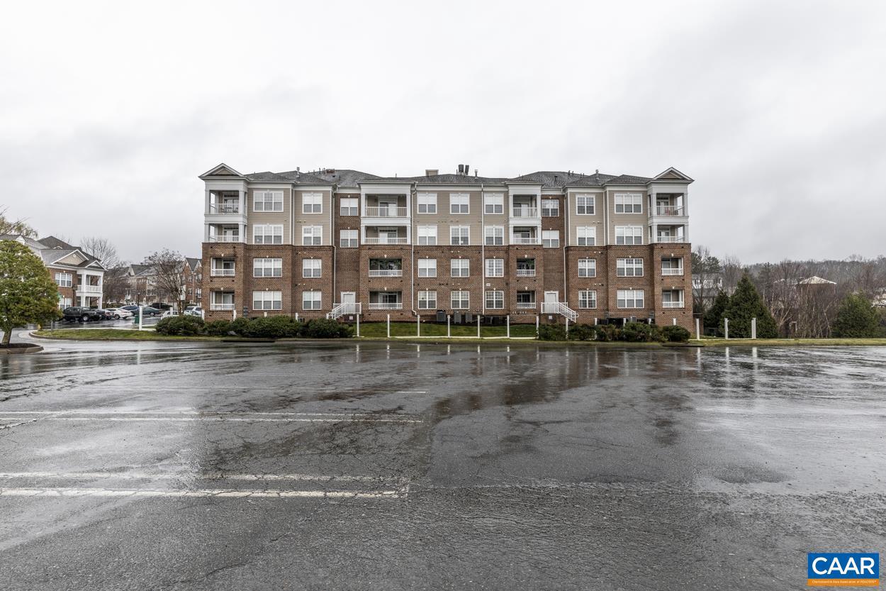 GLENWOOD STATION - Residential Lease