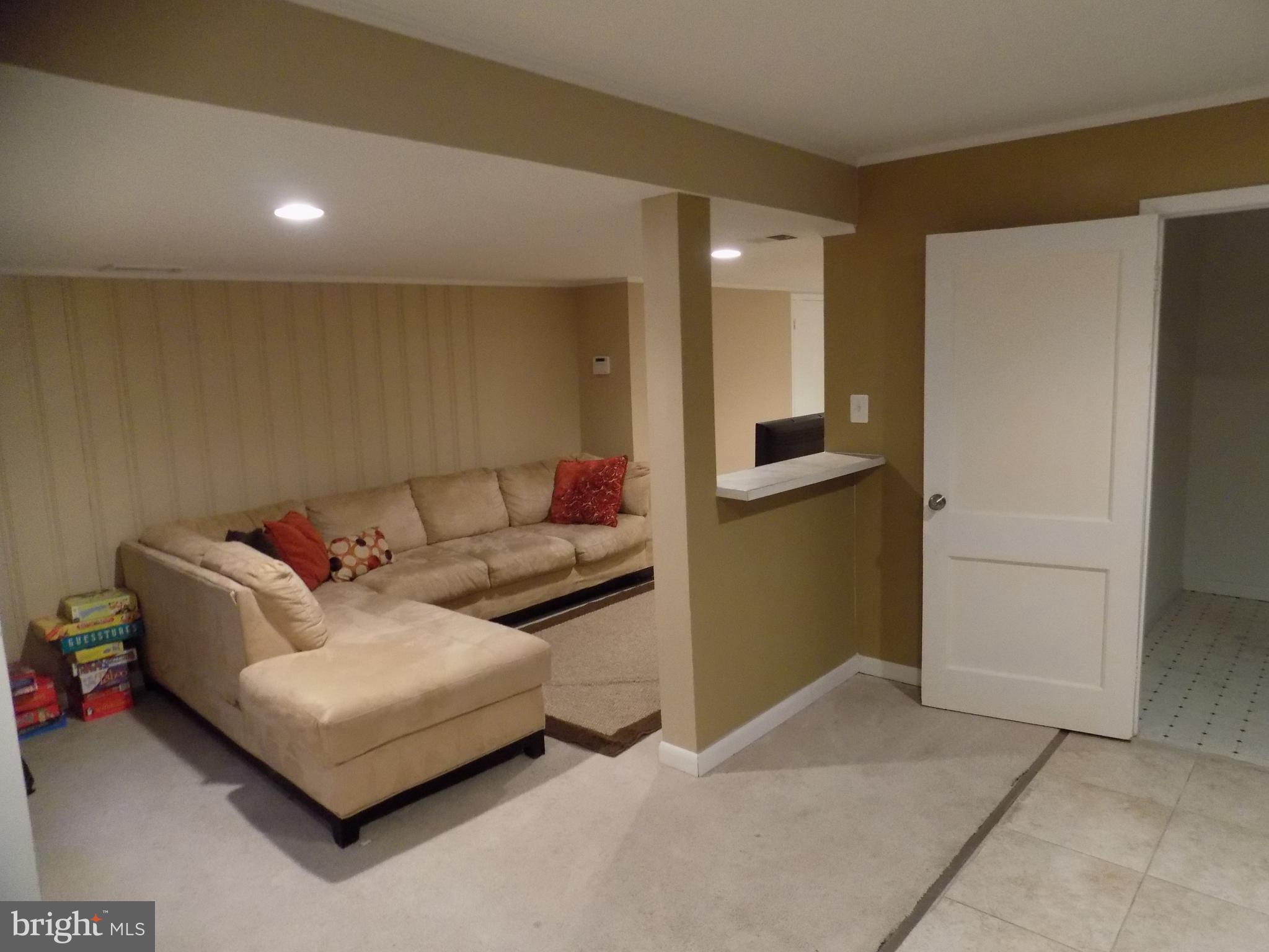 HILLCREST HEIGHTS - Residential