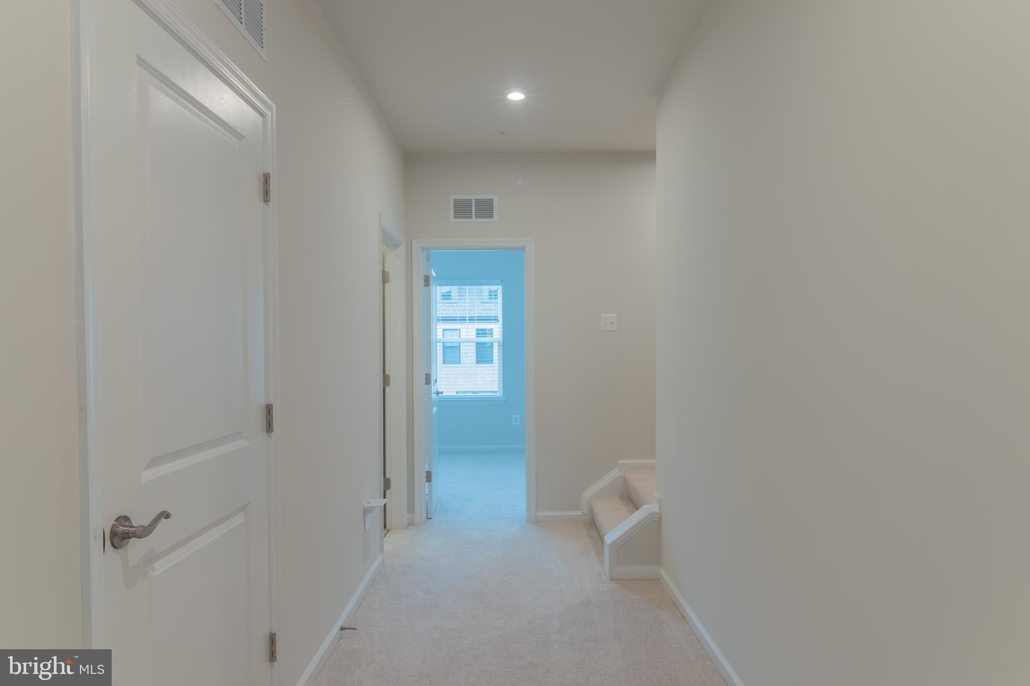 GATEWAY WEST - Residential Lease