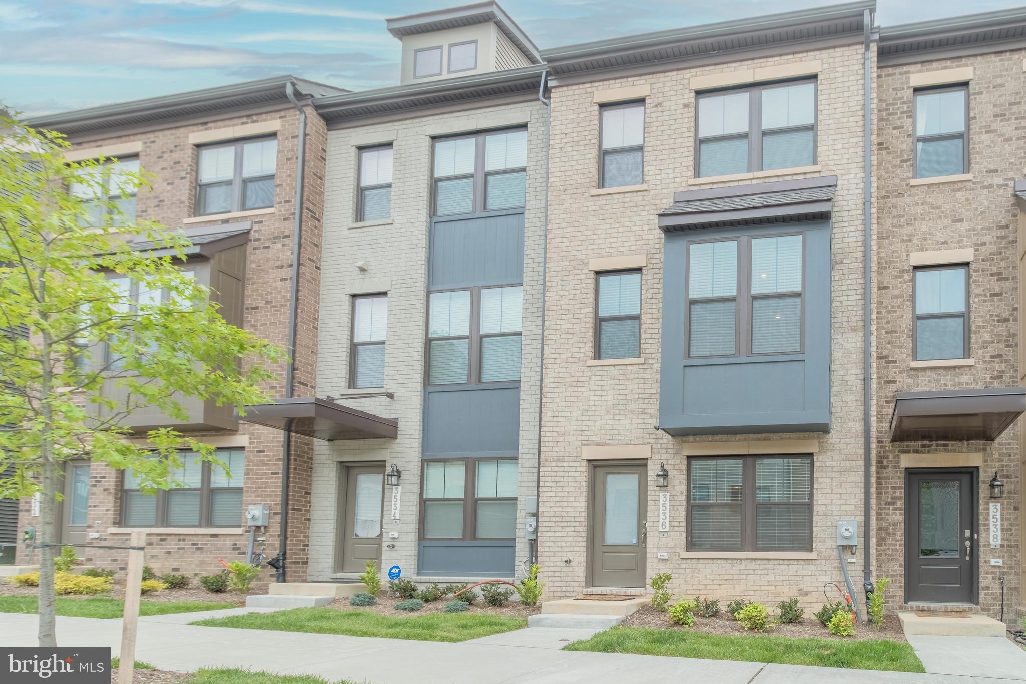 GATEWAY WEST - Residential Lease