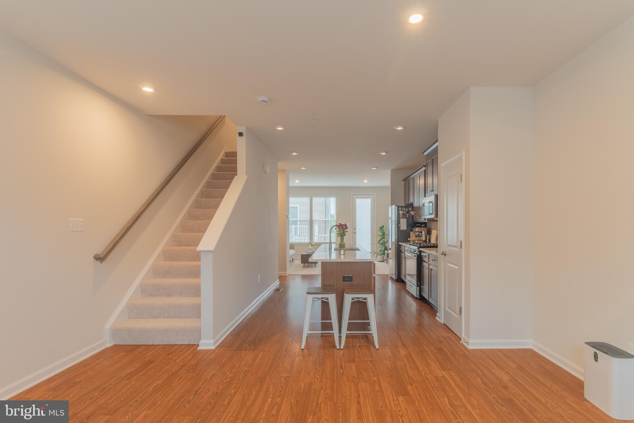 GATEWAY WEST - Residential Lease