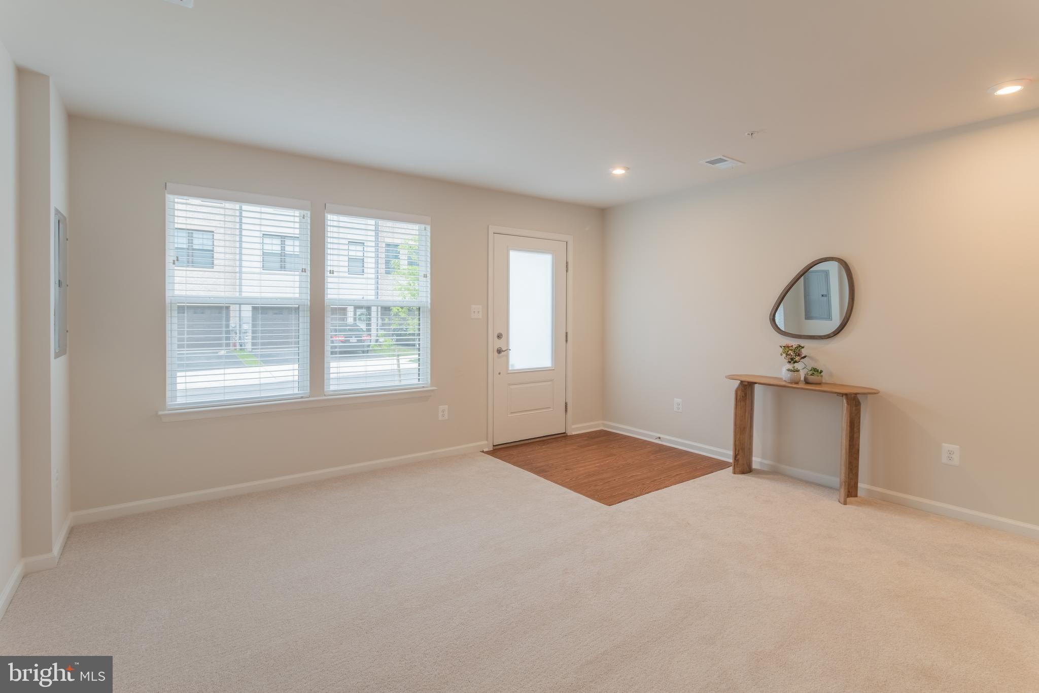 GATEWAY WEST - Residential Lease