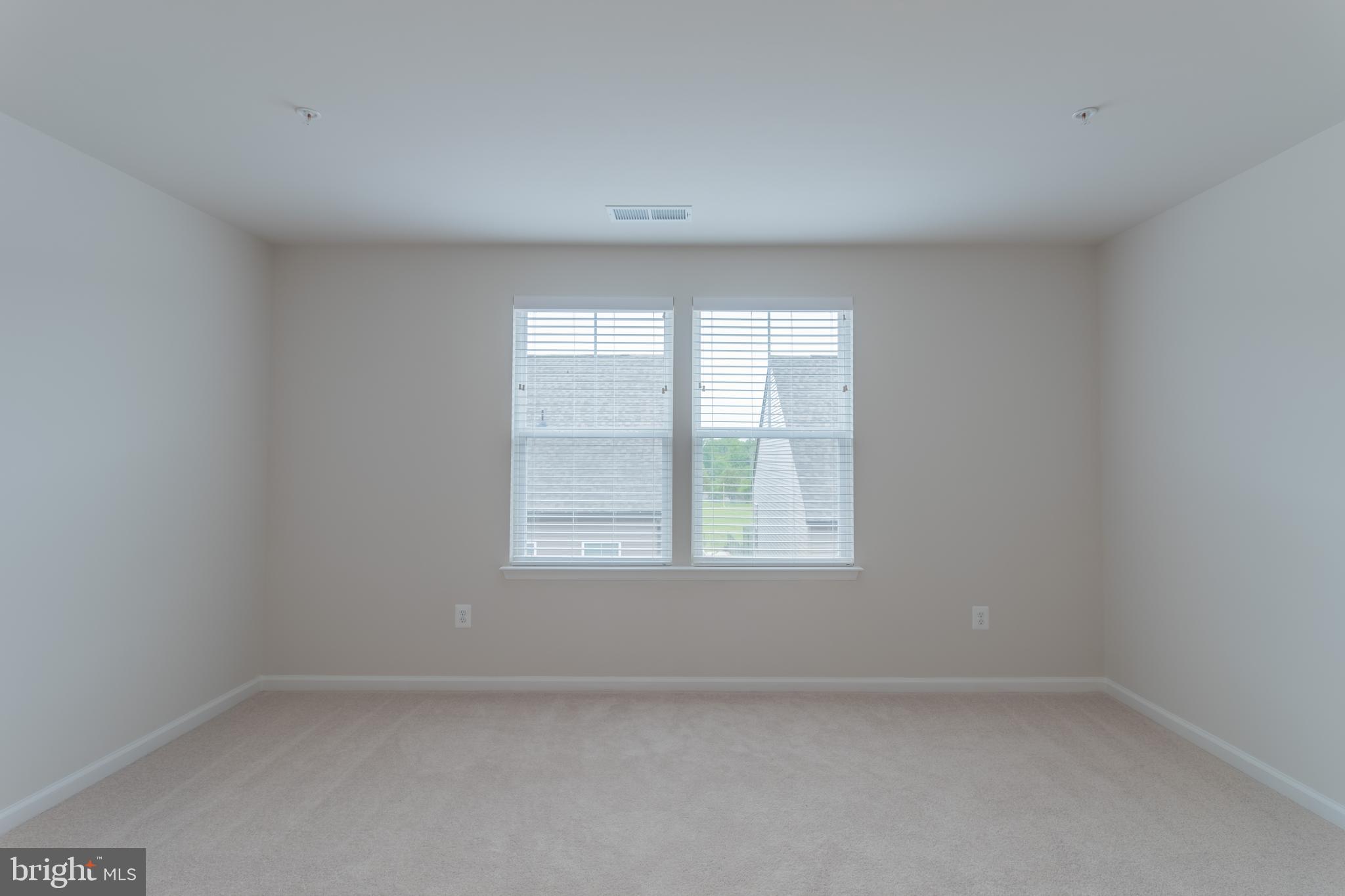 GATEWAY WEST - Residential Lease