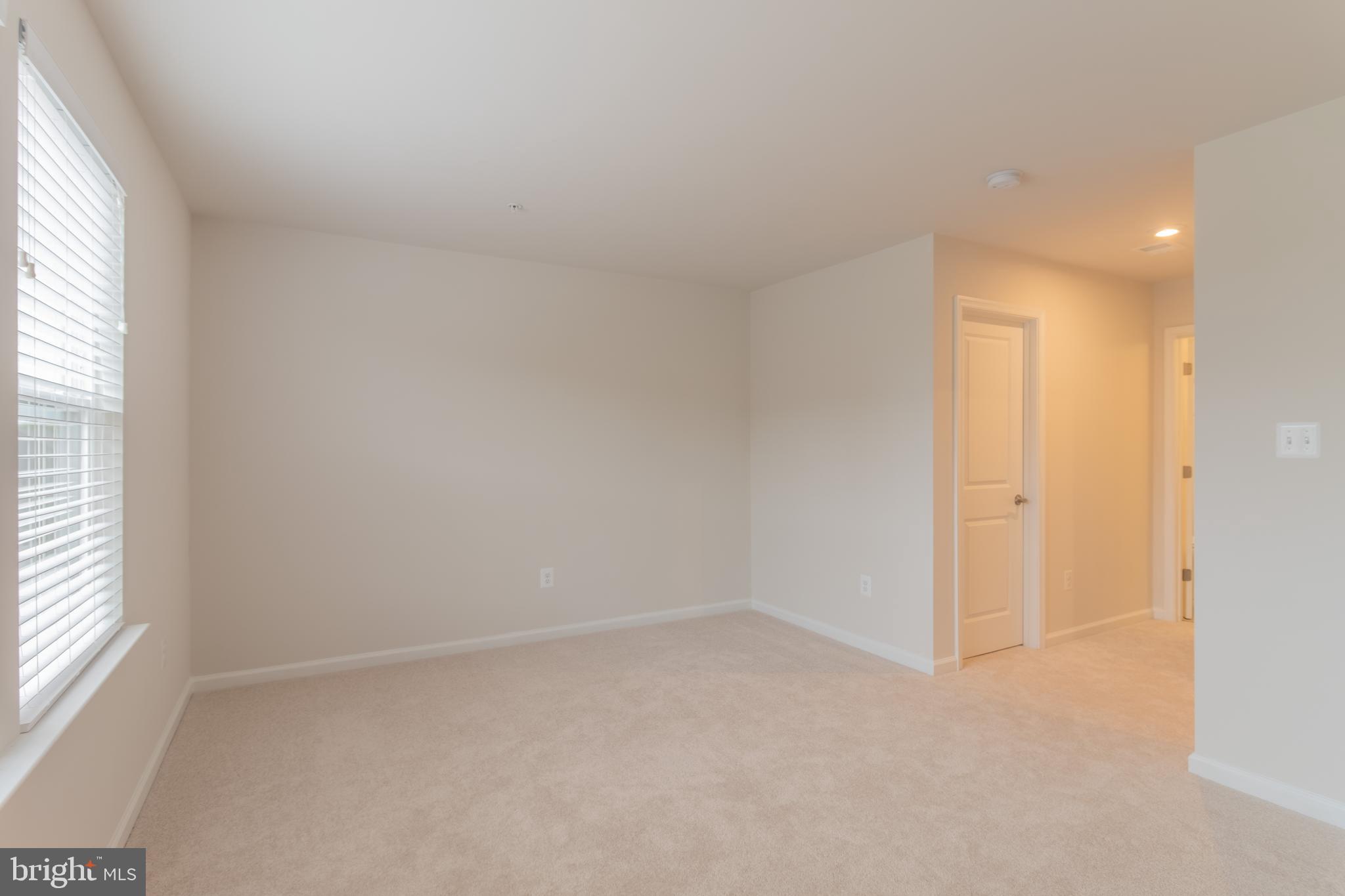 GATEWAY WEST - Residential Lease