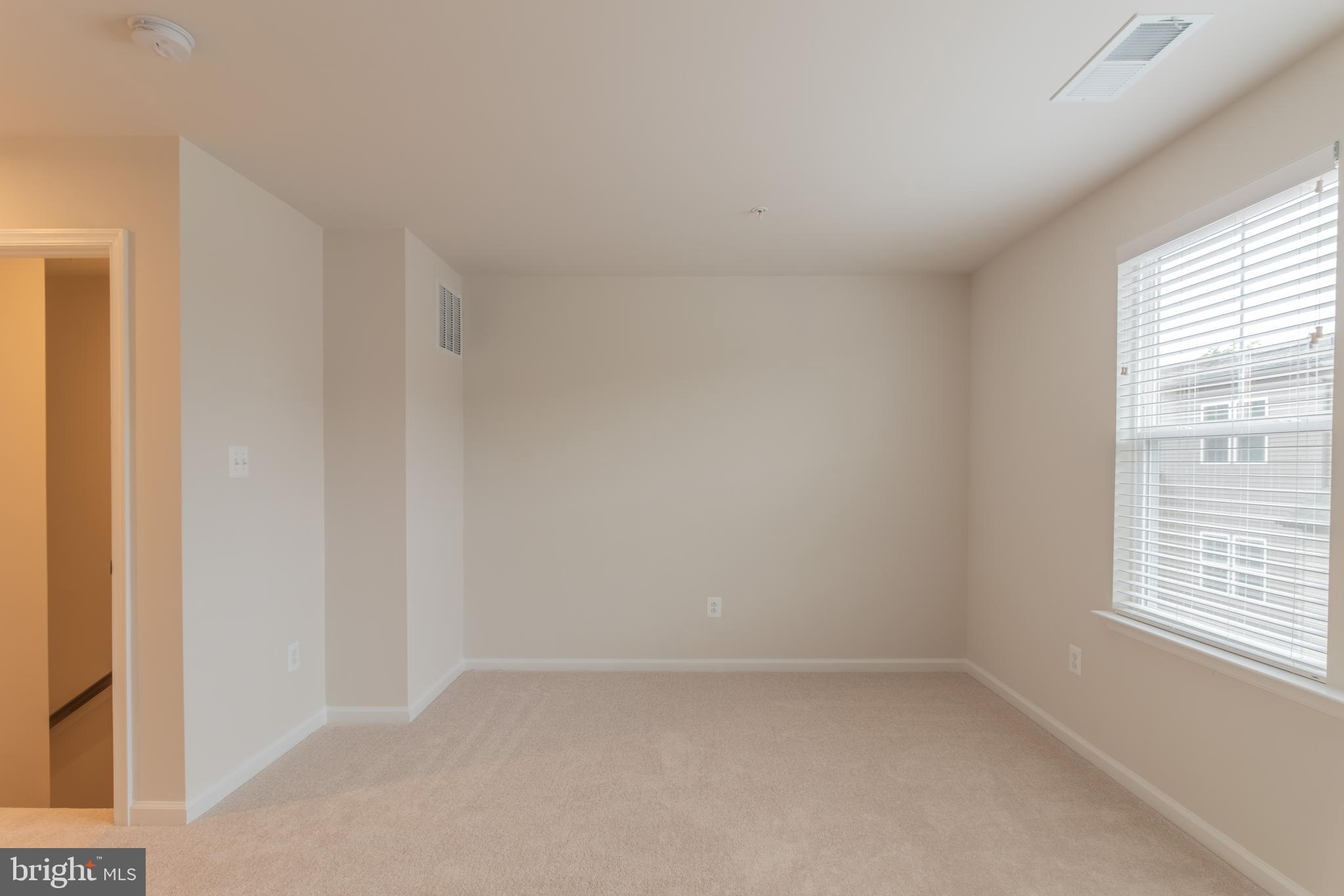 GATEWAY WEST - Residential Lease