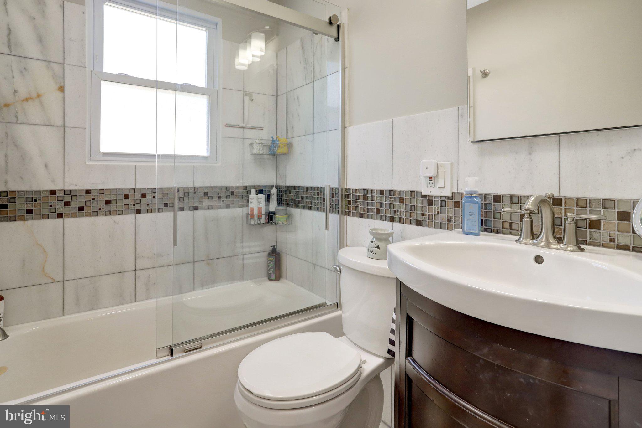 HILLWOOD - Residential