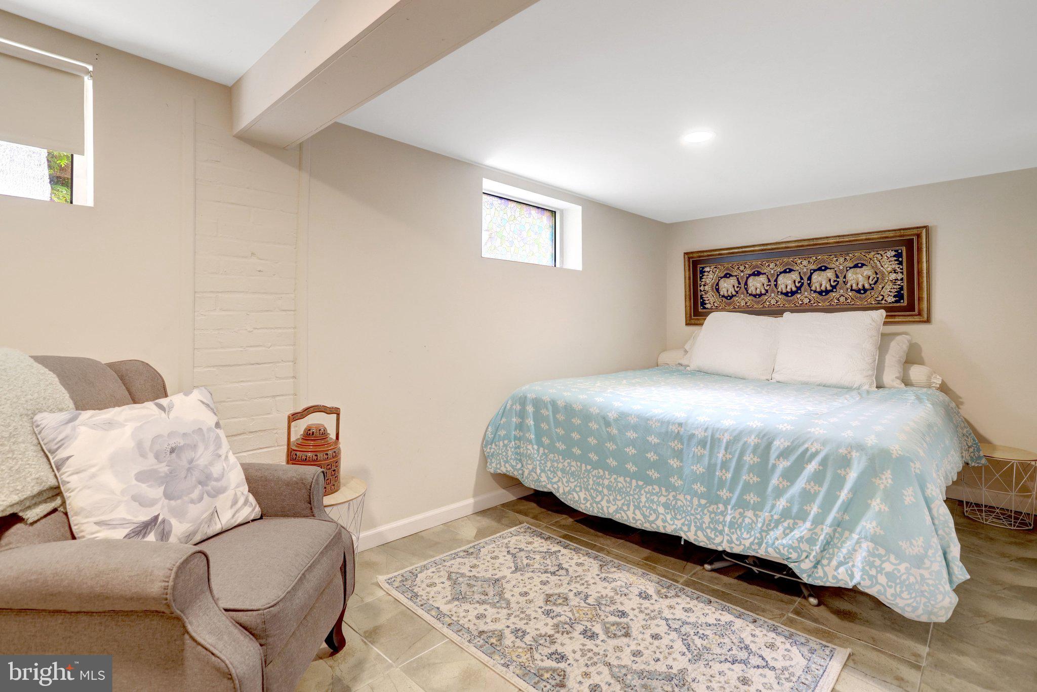 HILLWOOD - Residential