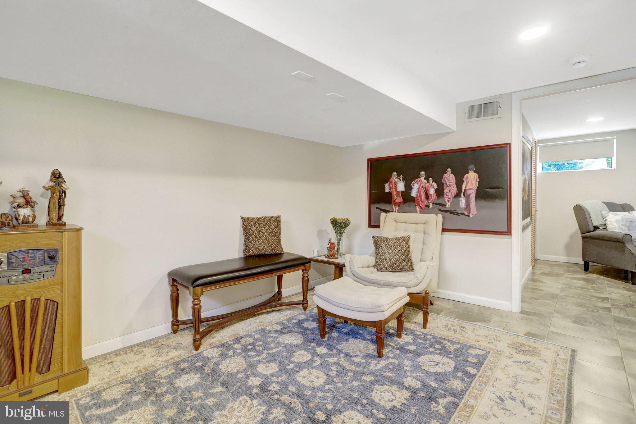 HILLWOOD - Residential