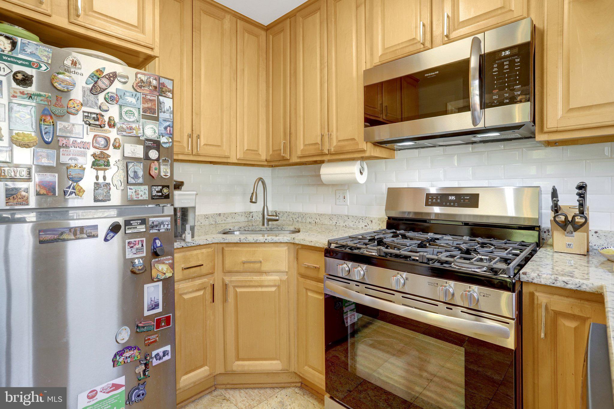 HILLWOOD - Residential