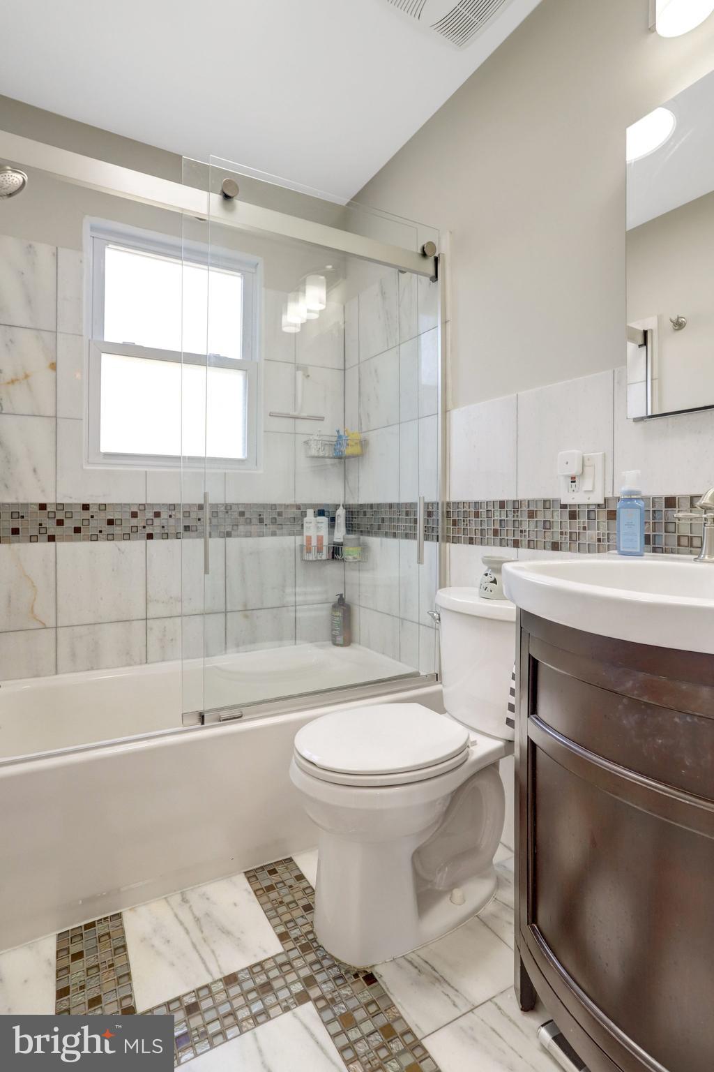 HILLWOOD - Residential