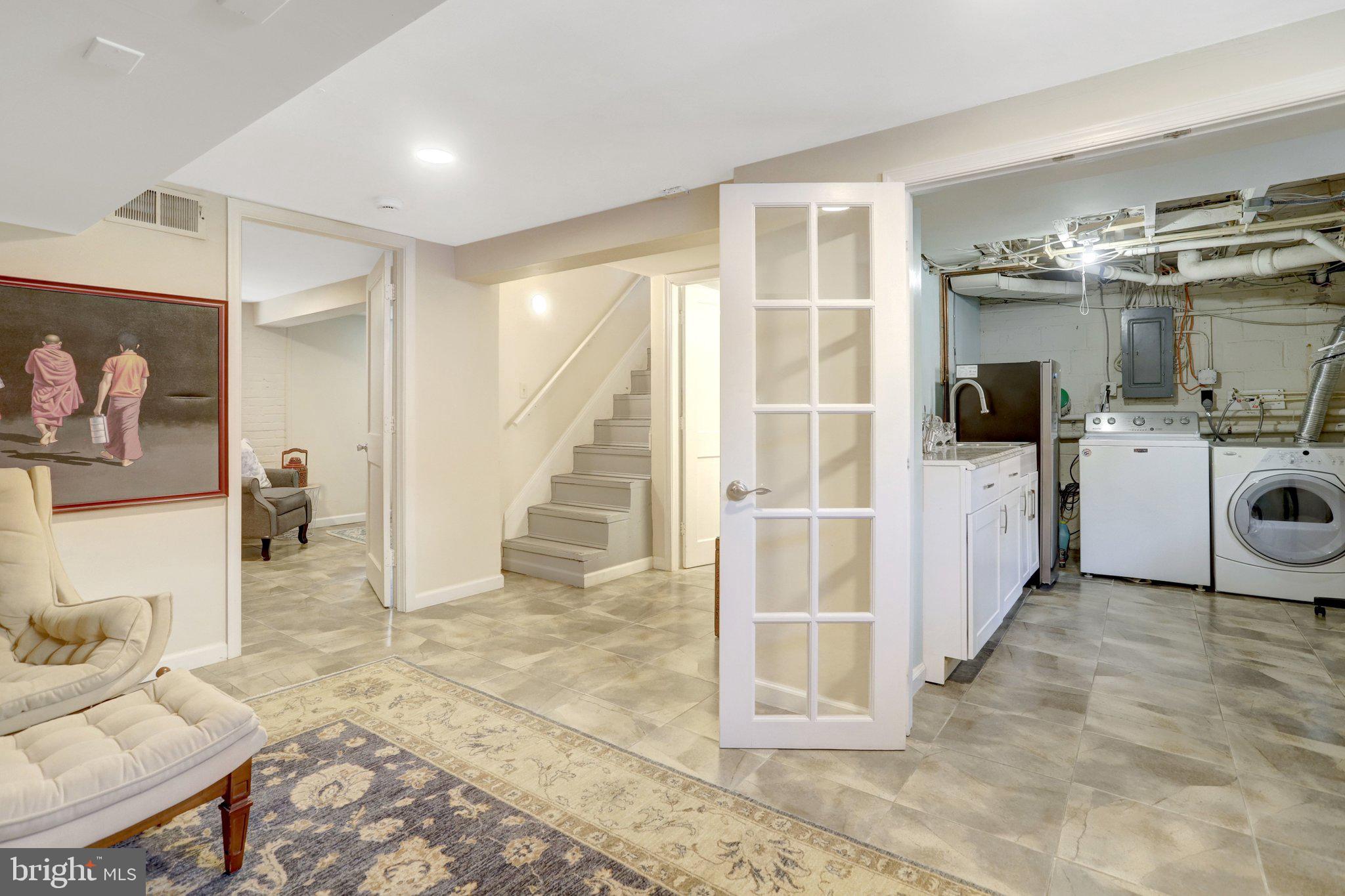 HILLWOOD - Residential