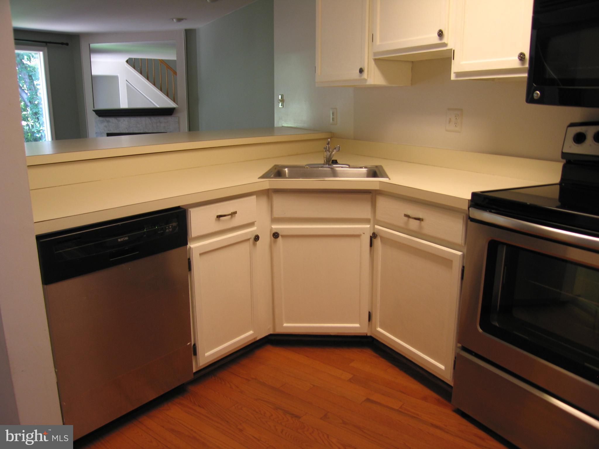 KINGSTOWNE - Residential Lease