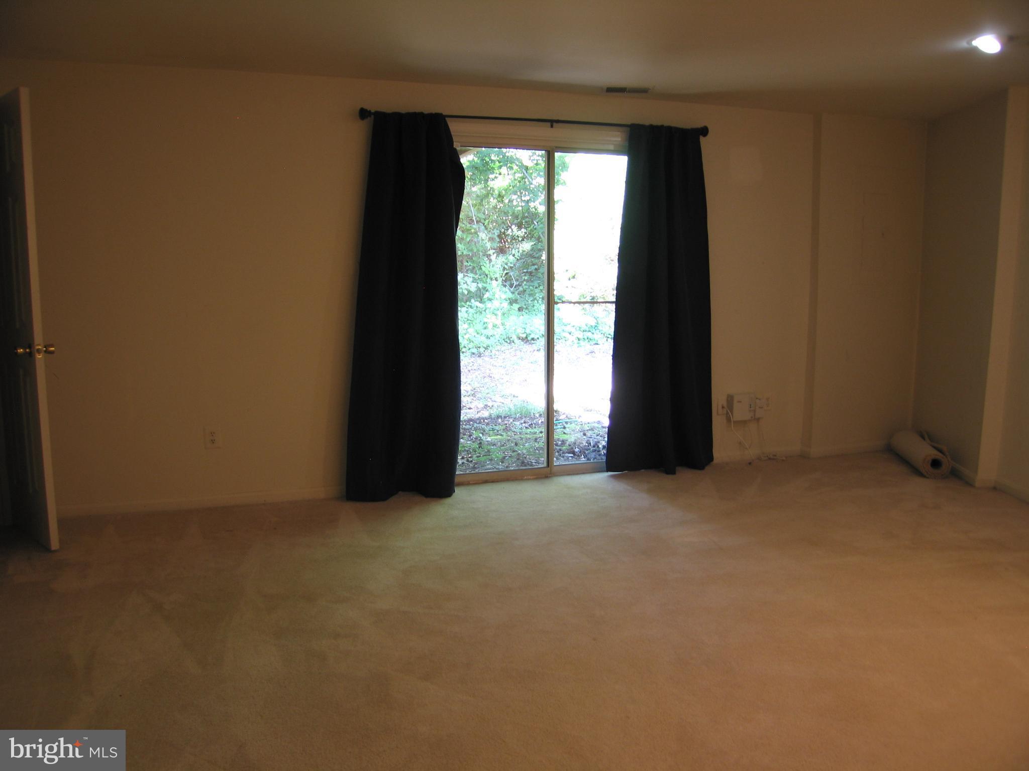 KINGSTOWNE - Residential Lease