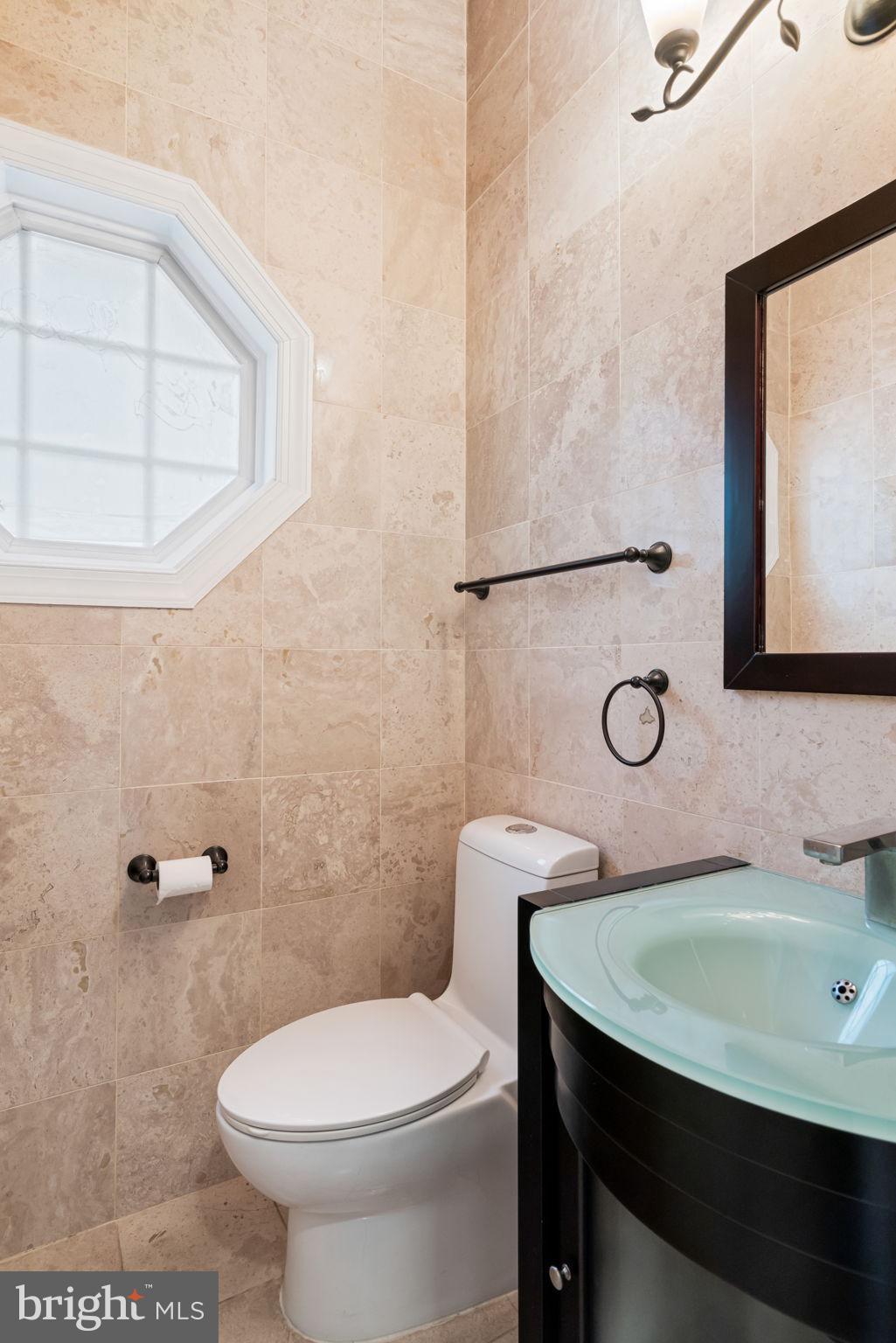 KING FARM WATKINS POND - Residential