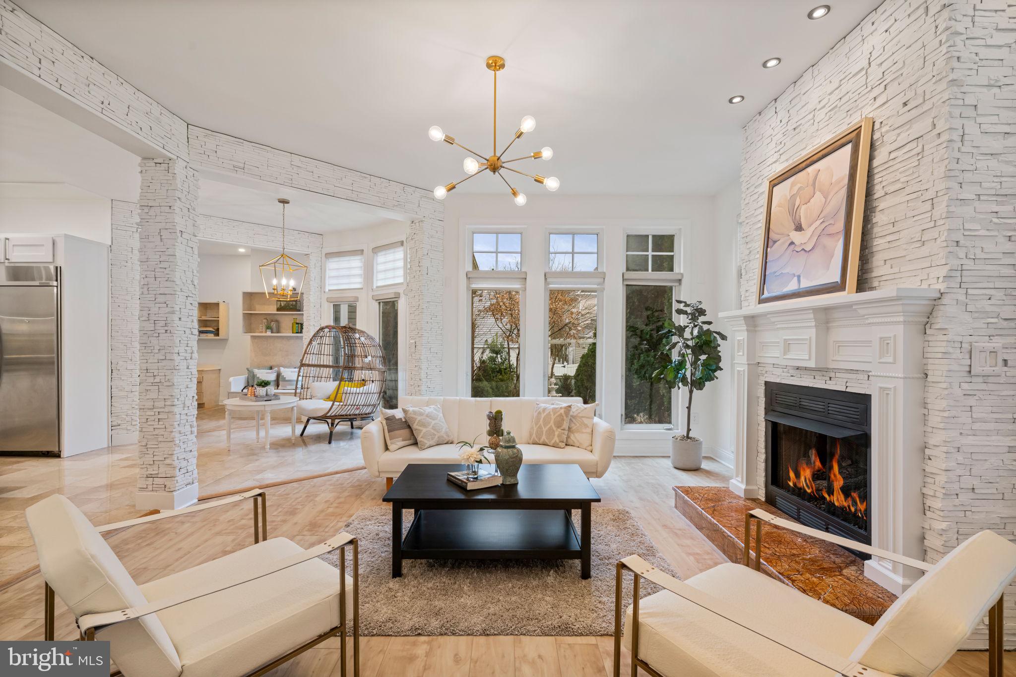 KING FARM WATKINS POND - Residential